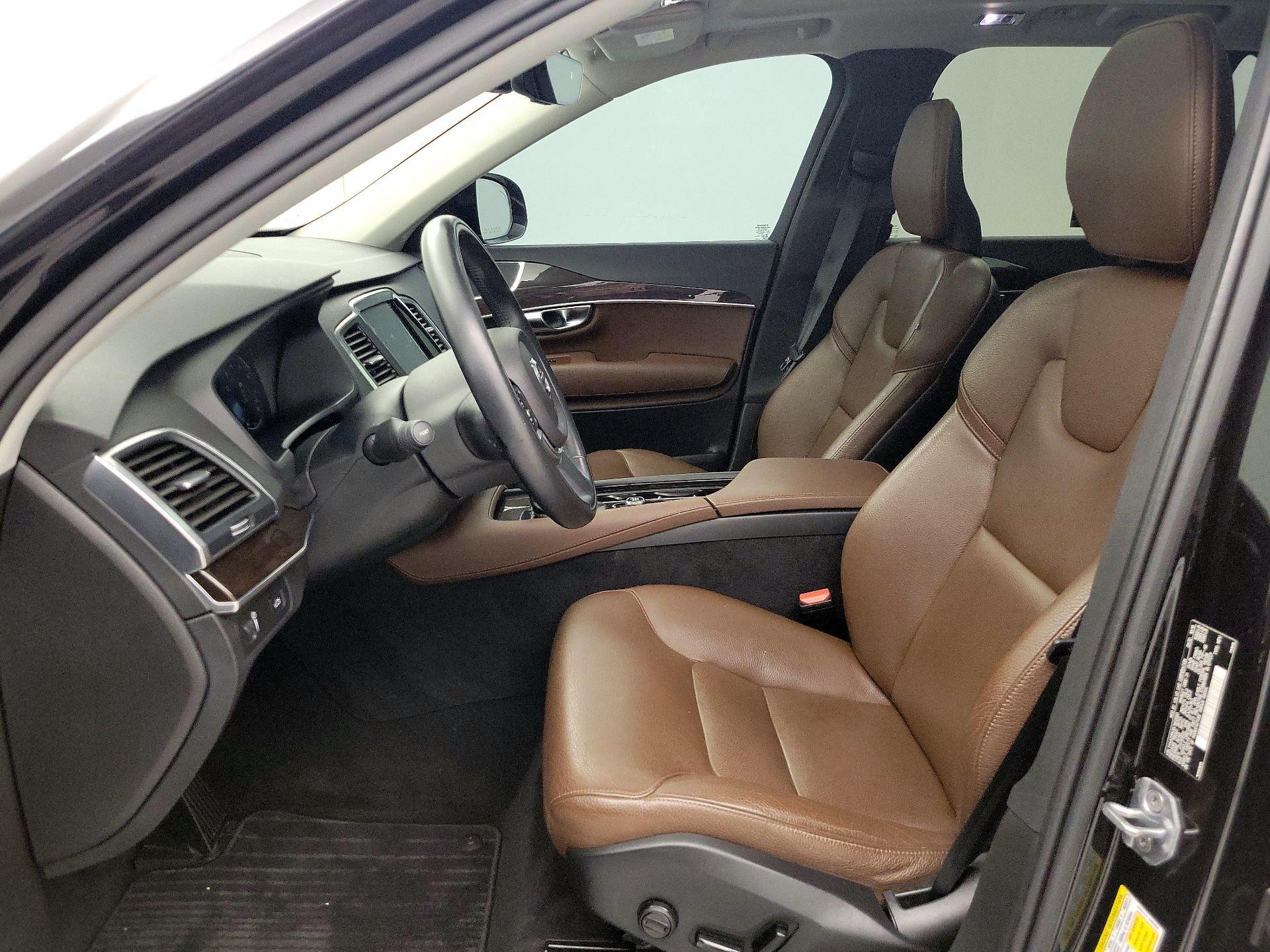 Thumbnail: 2019 Volvo XC90 - 11