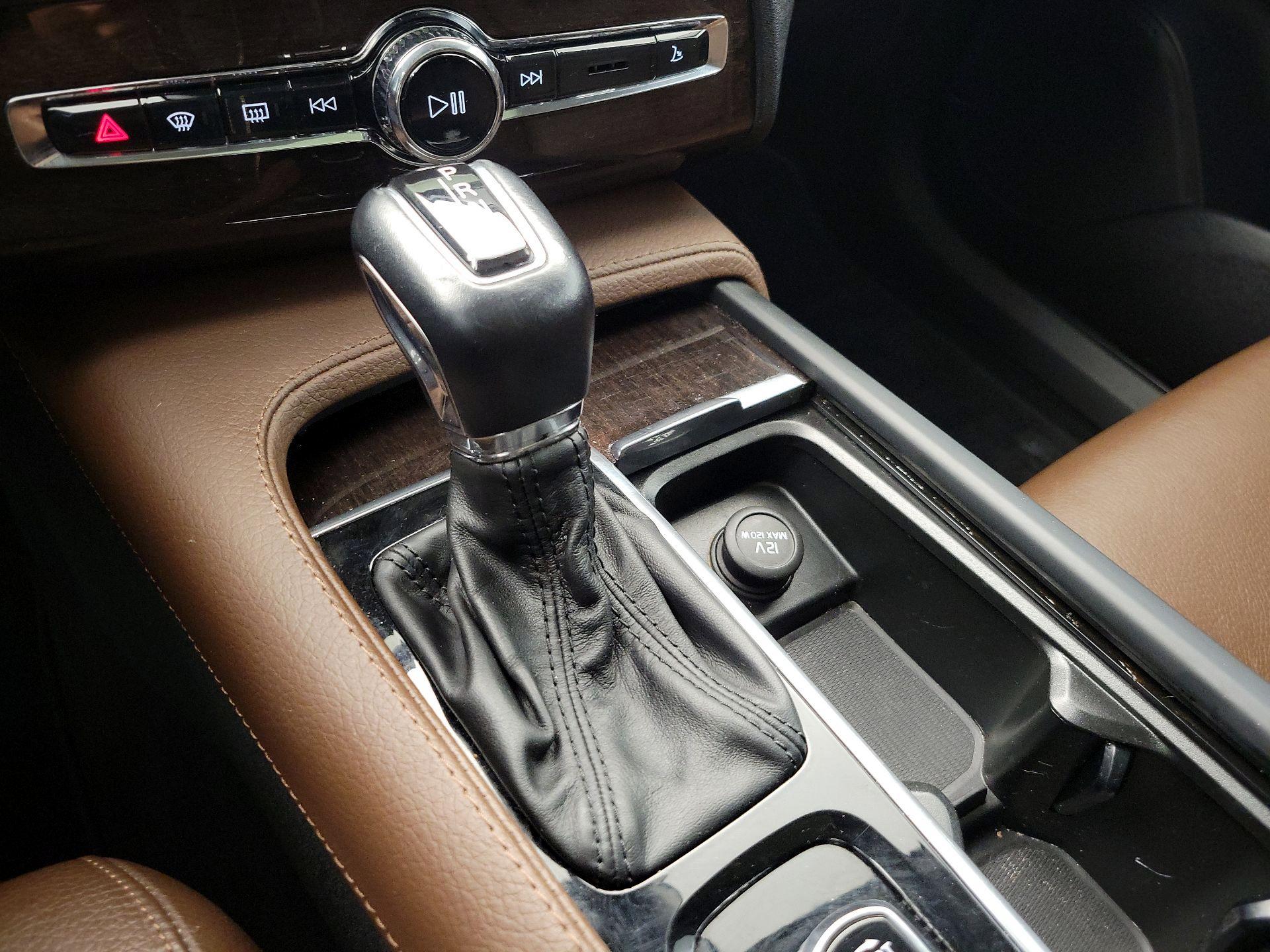 Thumbnail: 2019 Volvo XC90 - 18