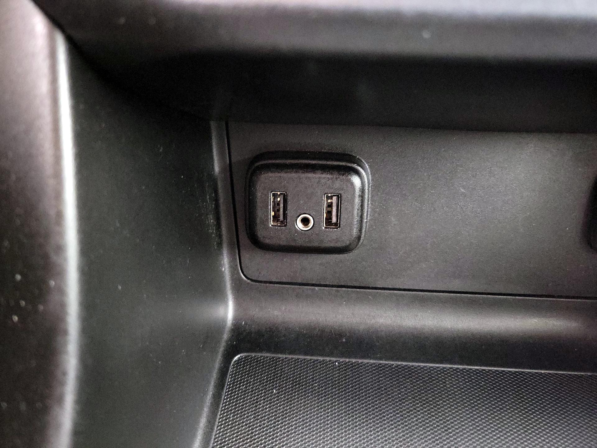 Thumbnail: 2020 Chevrolet Colorado - 18