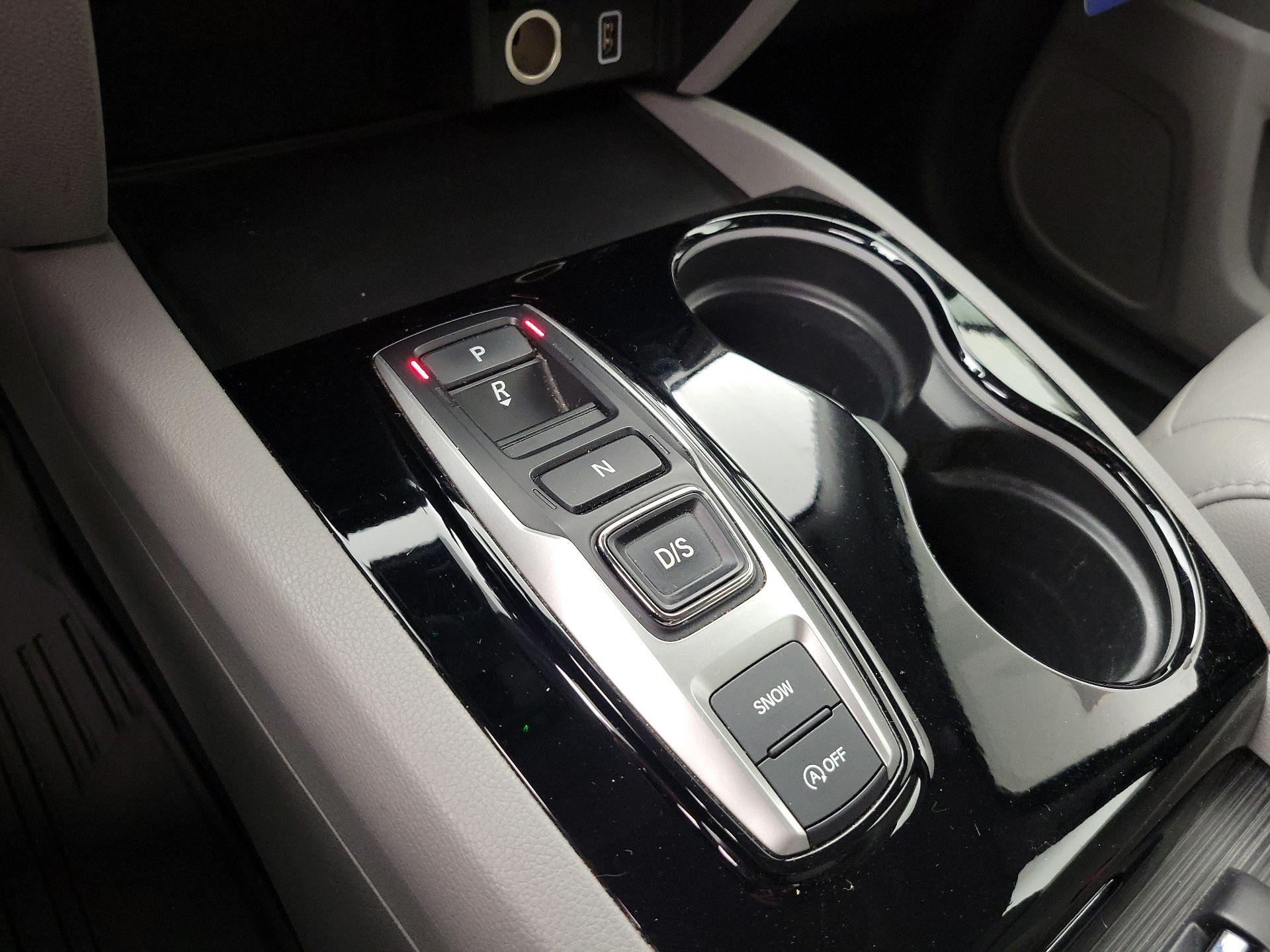 Thumbnail: 2019 Honda Pilot - 17