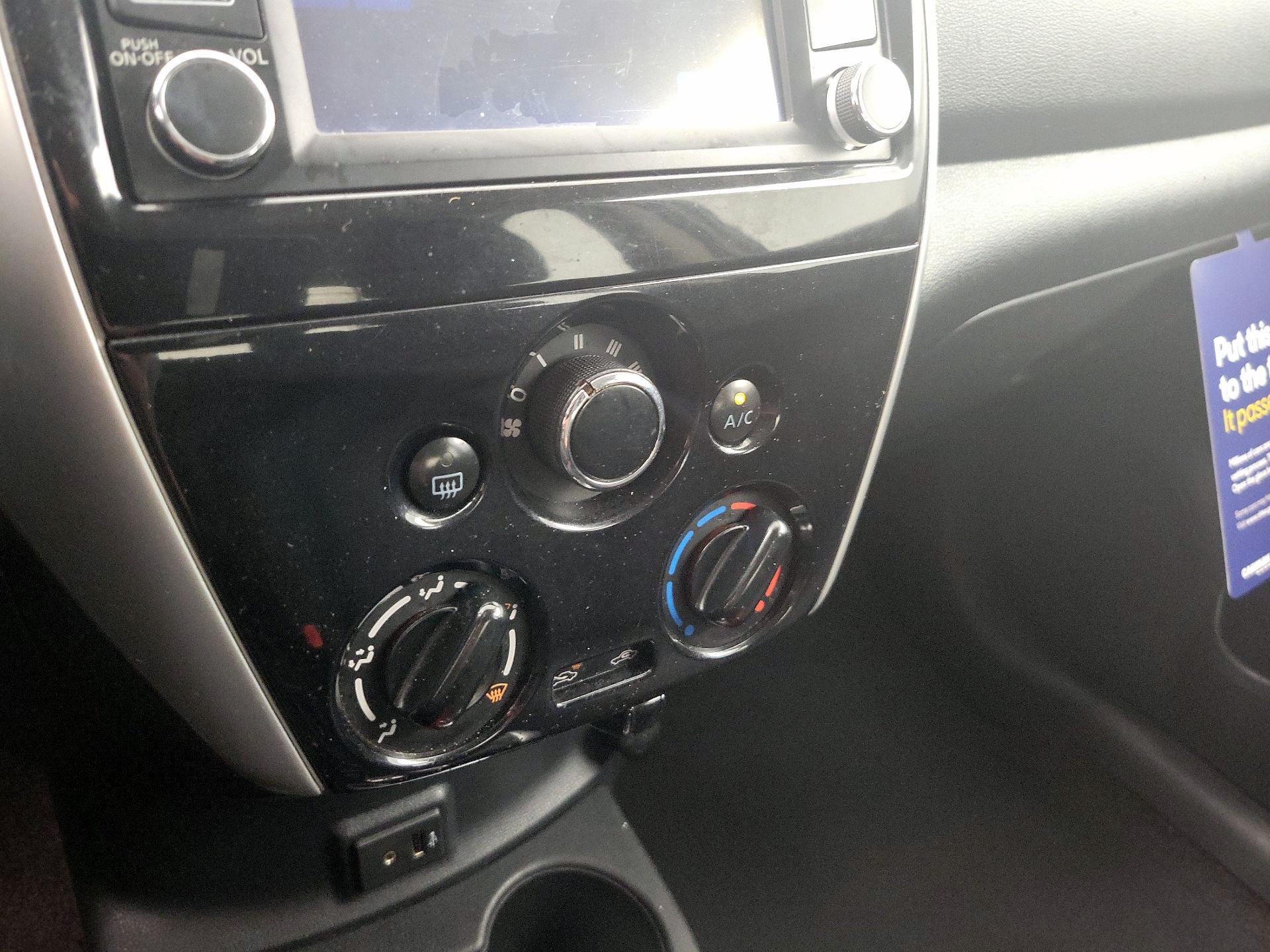 Thumbnail: 2017 Nissan Versa - 15