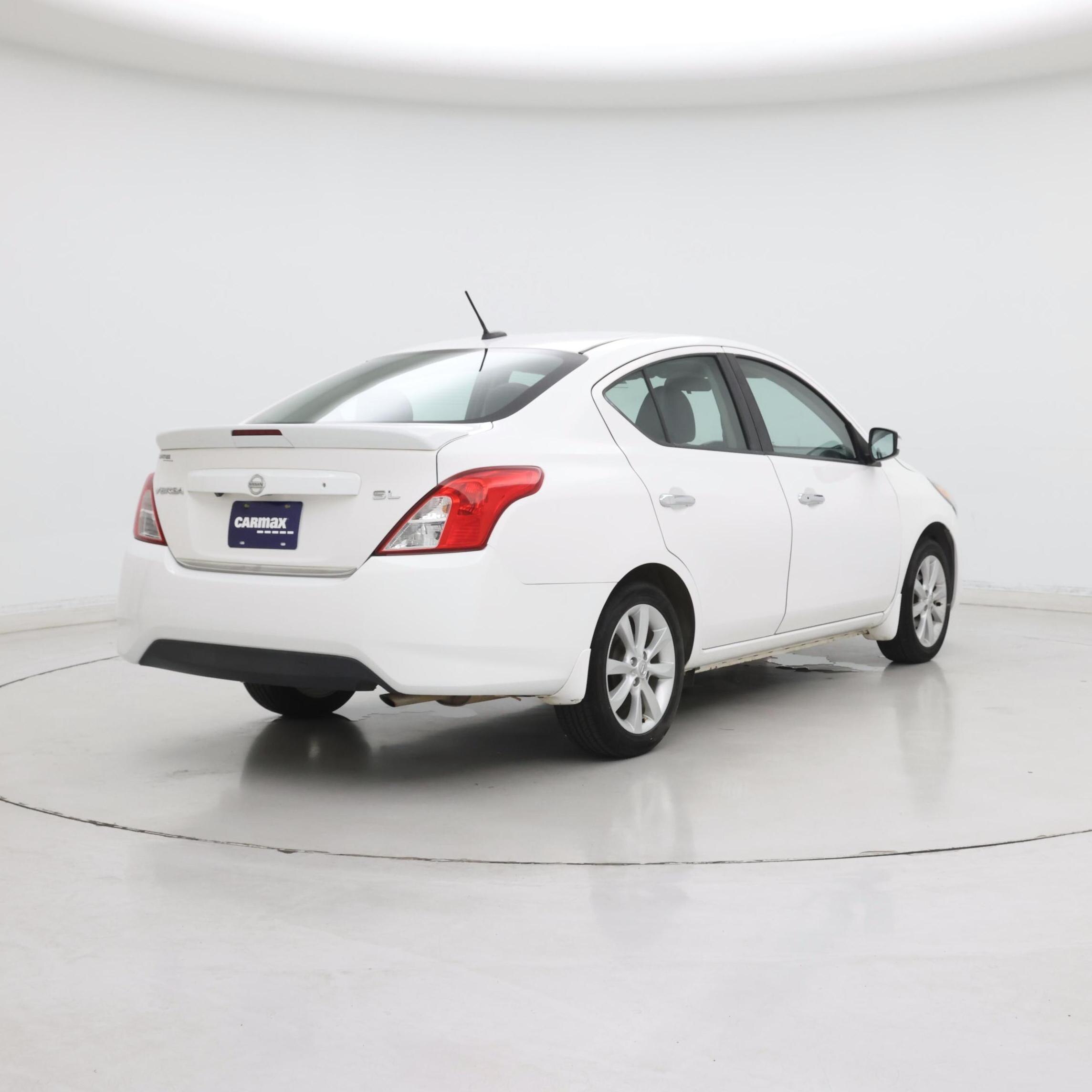 Thumbnail: 2017 Nissan Versa - 8
