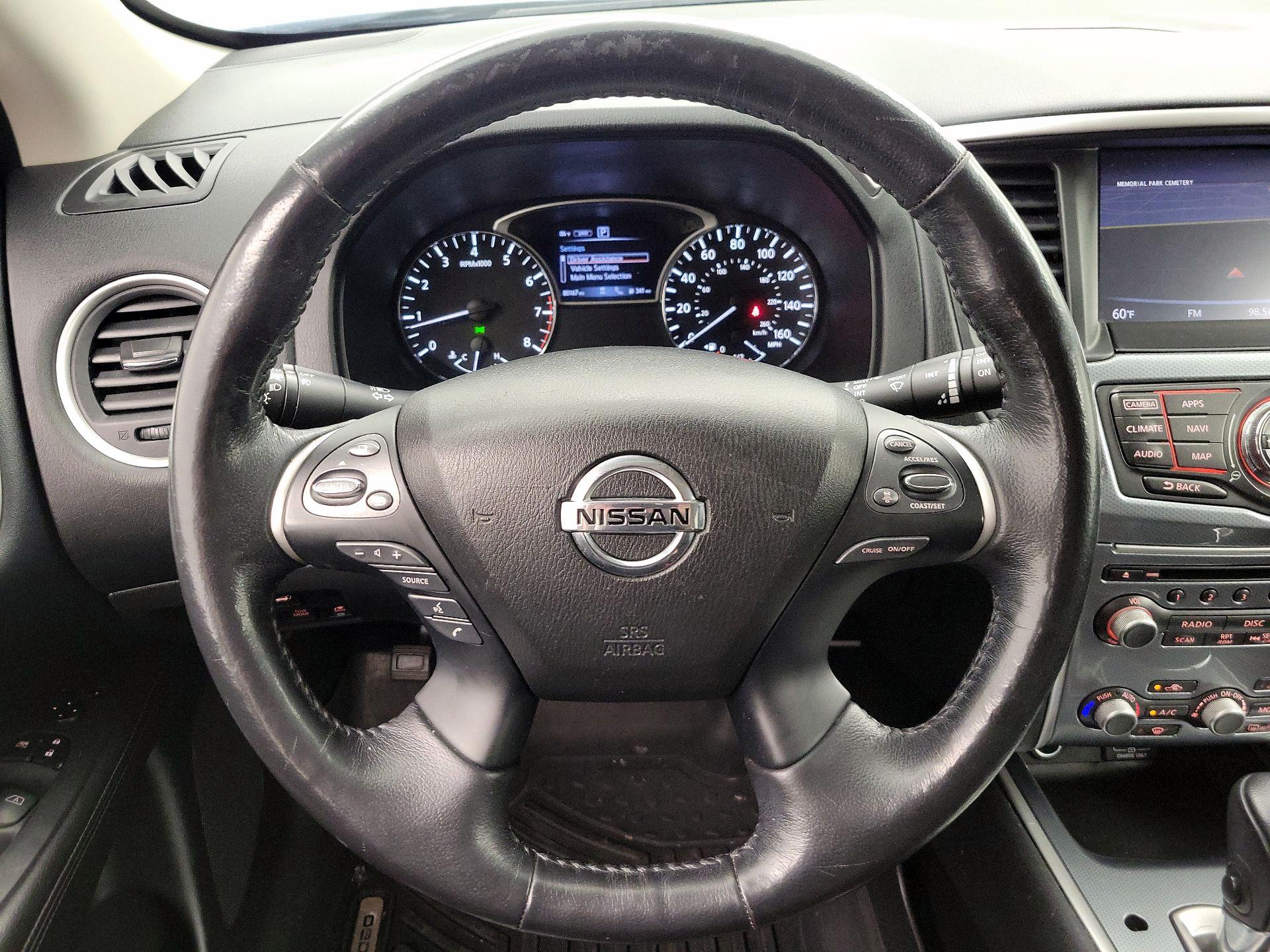 Thumbnail: 2018 Nissan Pathfinder - 10
