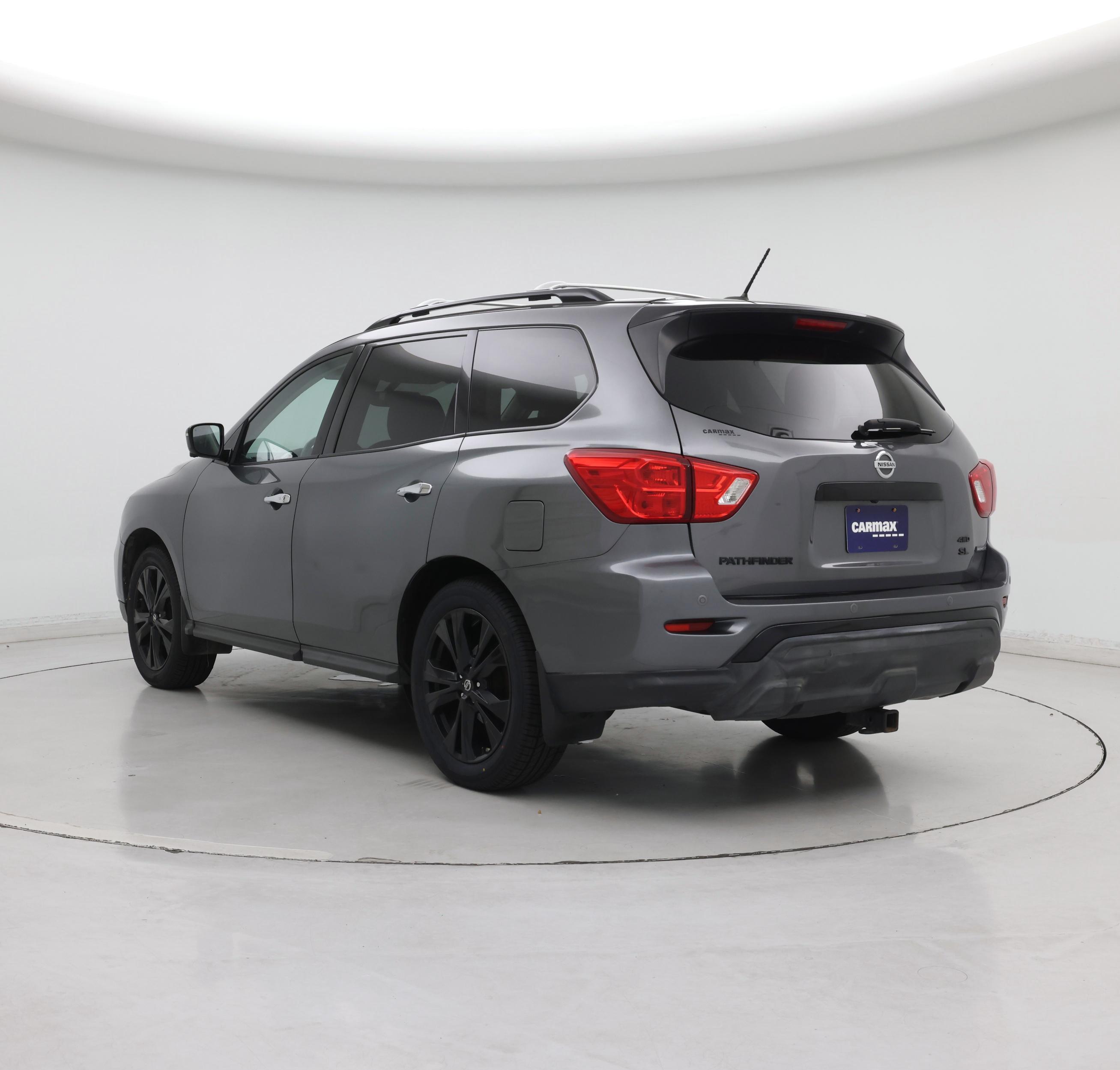Thumbnail: 2018 Nissan Pathfinder - 2