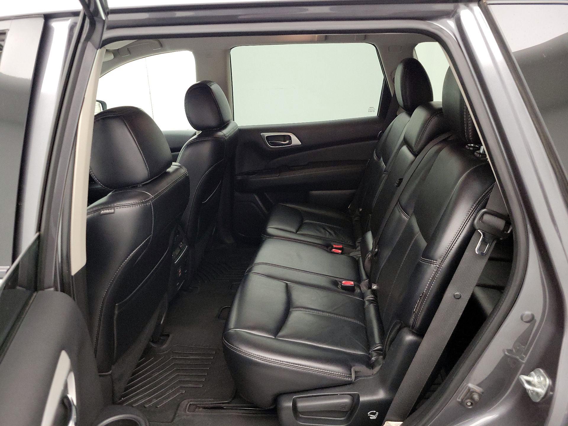 Thumbnail: 2018 Nissan Pathfinder - 20