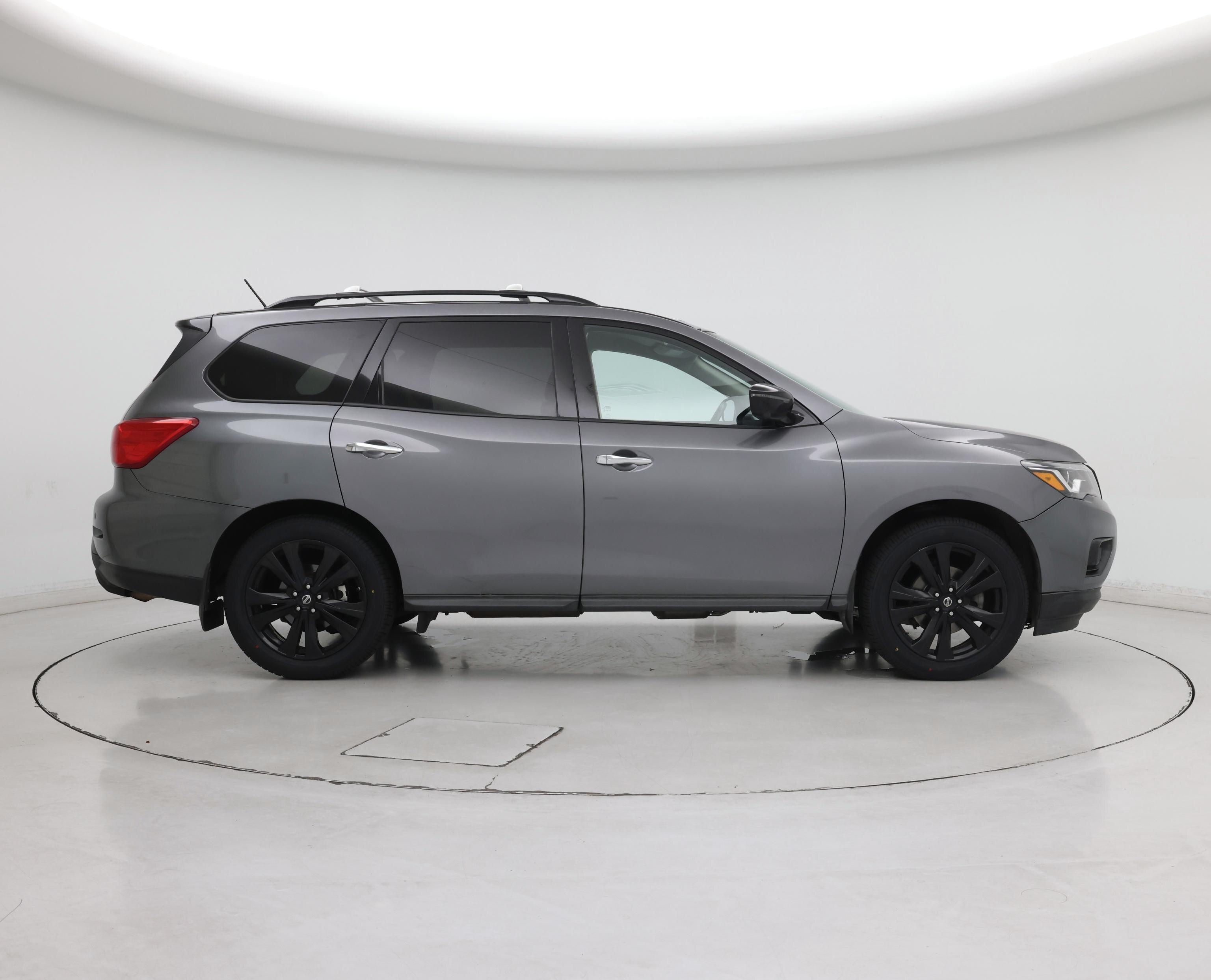 Thumbnail: 2018 Nissan Pathfinder - 7