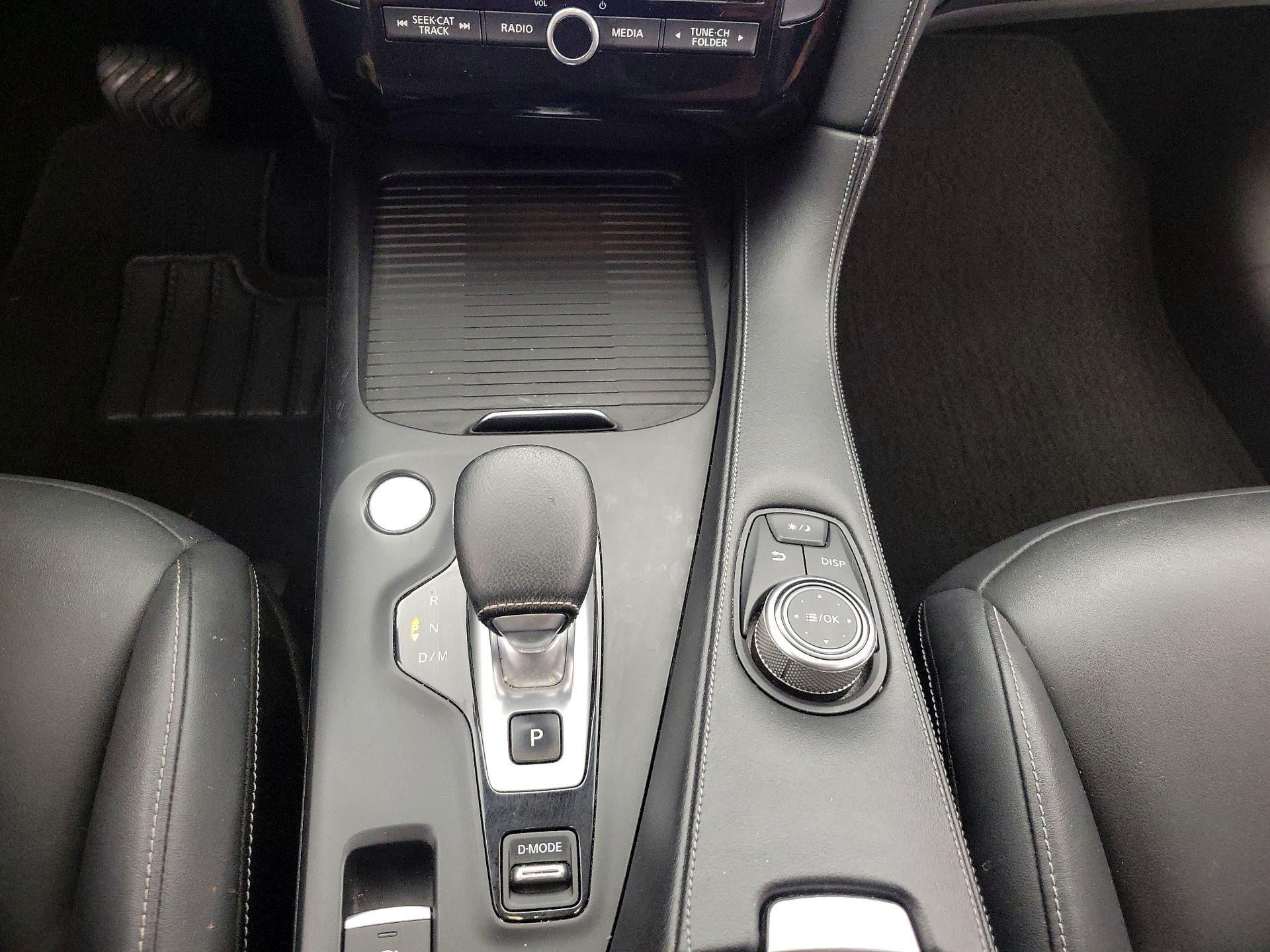 Thumbnail: 2019 INFINITI QX50 - 17