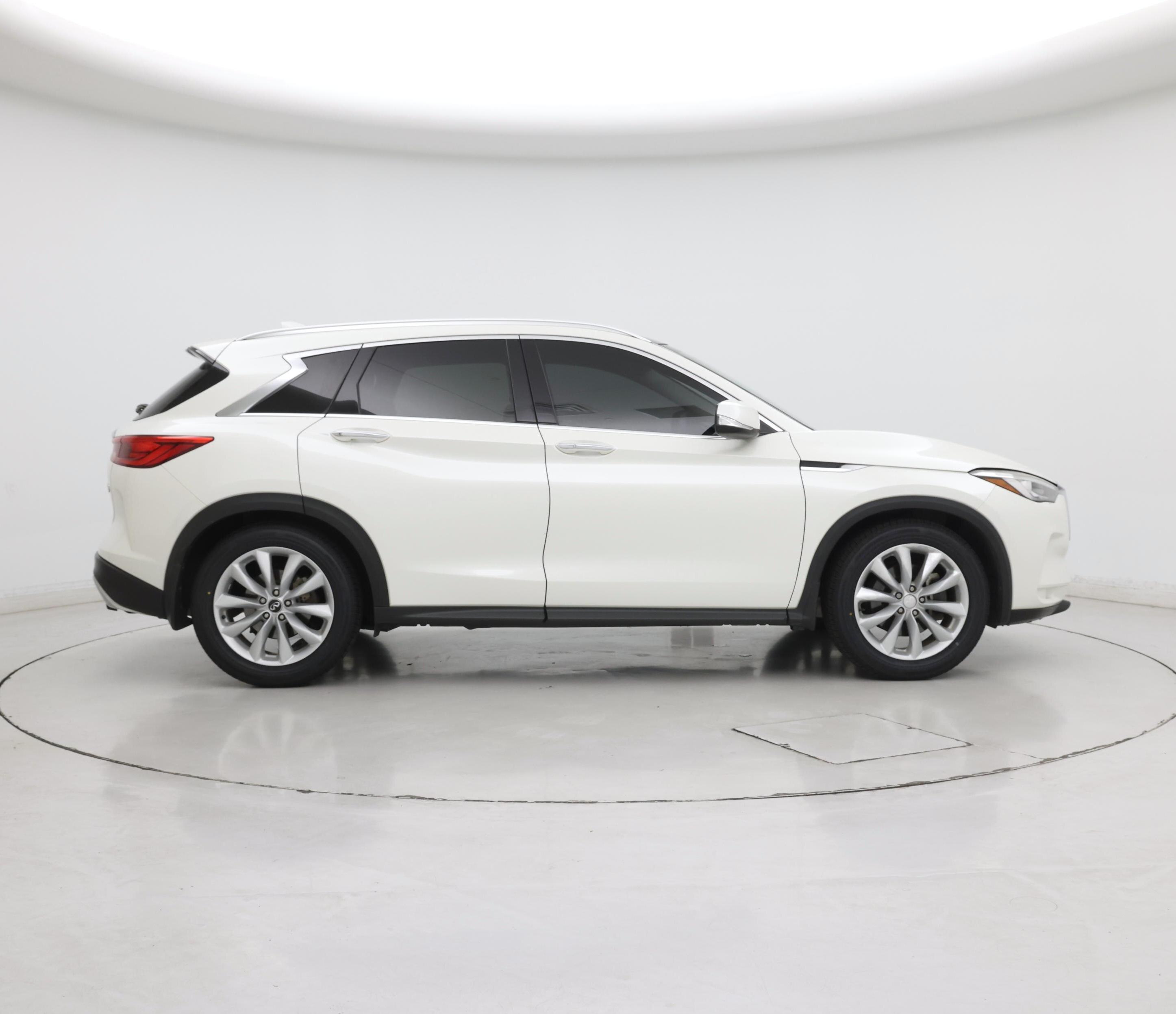 Thumbnail: 2019 INFINITI QX50 - 7