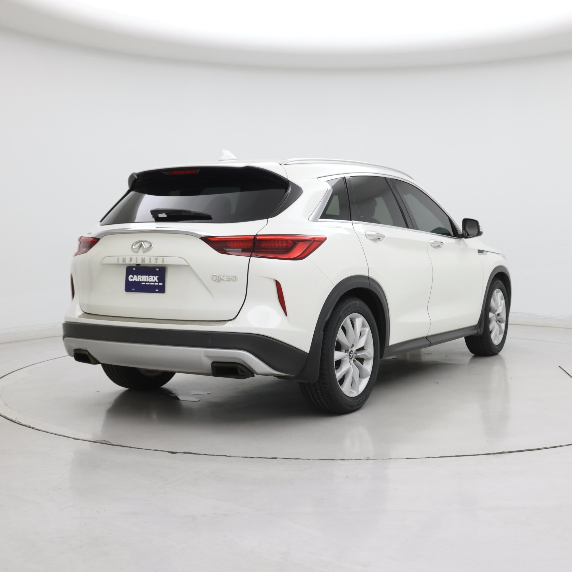 Thumbnail: 2019 INFINITI QX50 - 8
