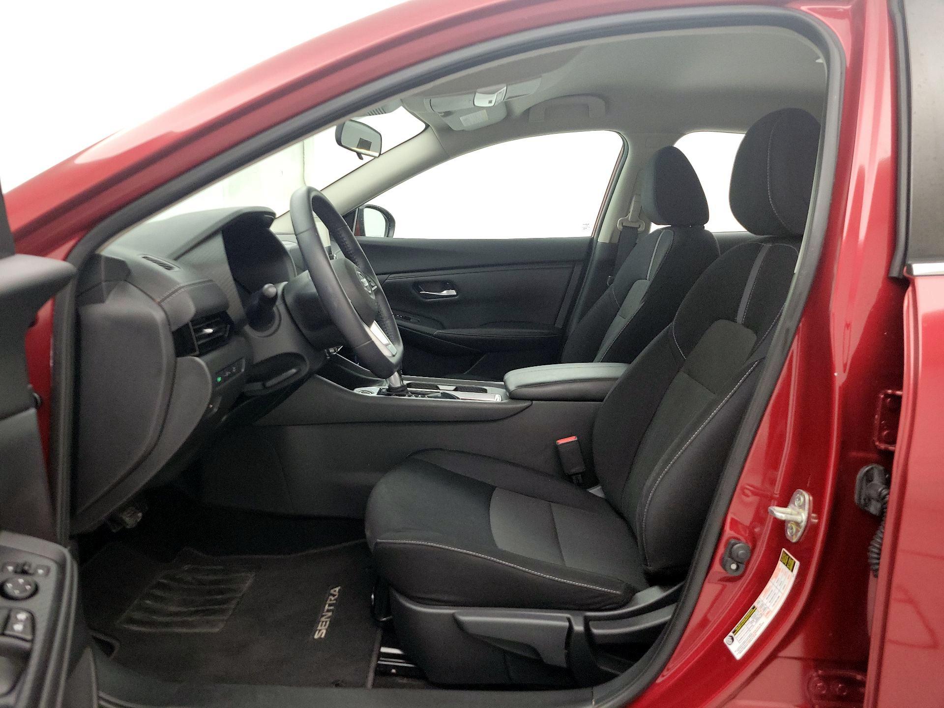 Thumbnail: 2021 Nissan Sentra - 11