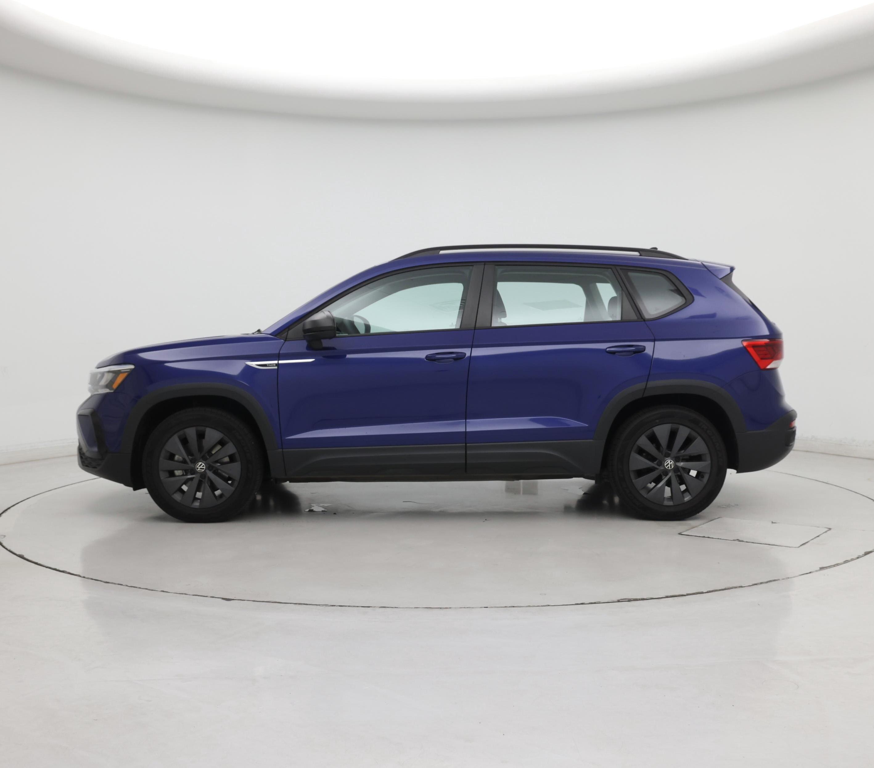 Thumbnail: 2022 Volkswagen Taos - 3
