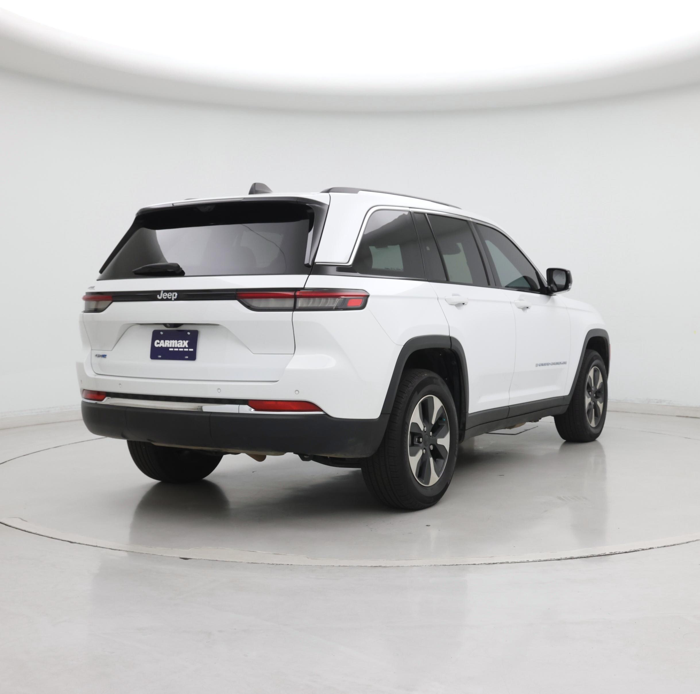 Thumbnail: 2022 Jeep Grand Cherokee - 8