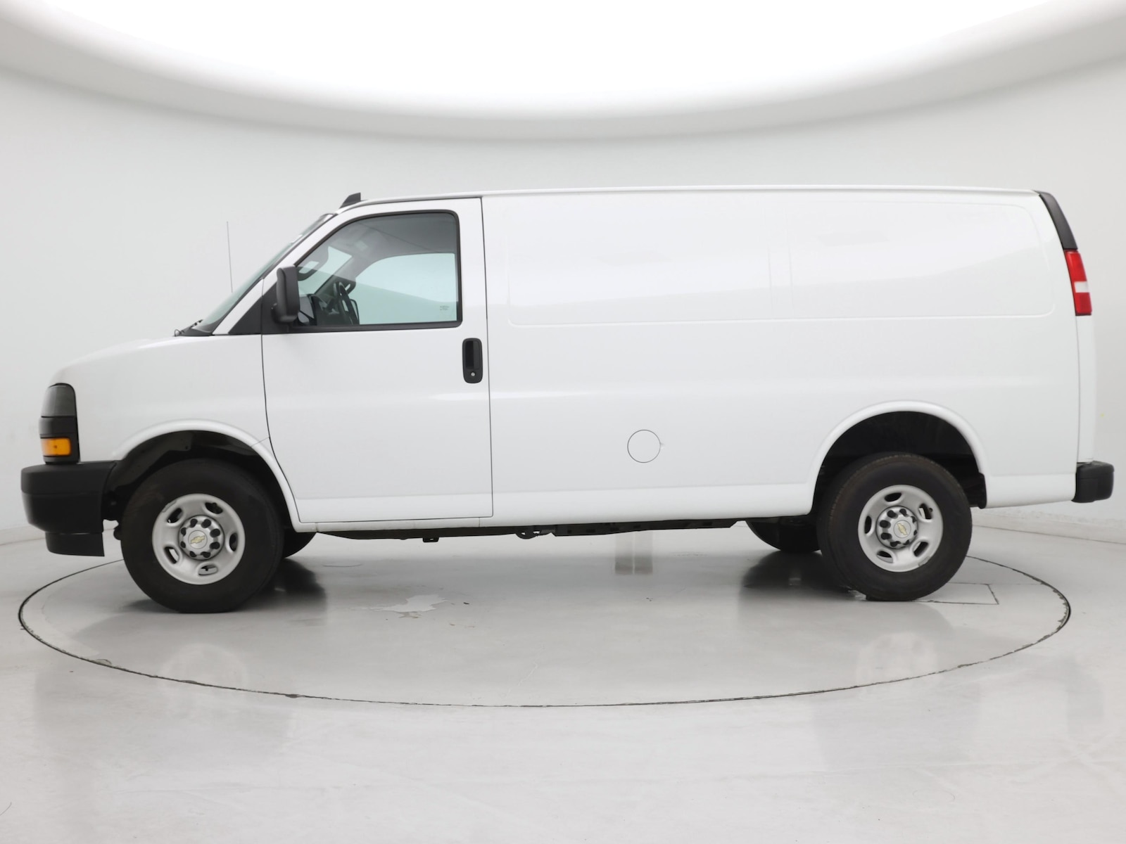Image of 2023 Chevrolet Express 2500