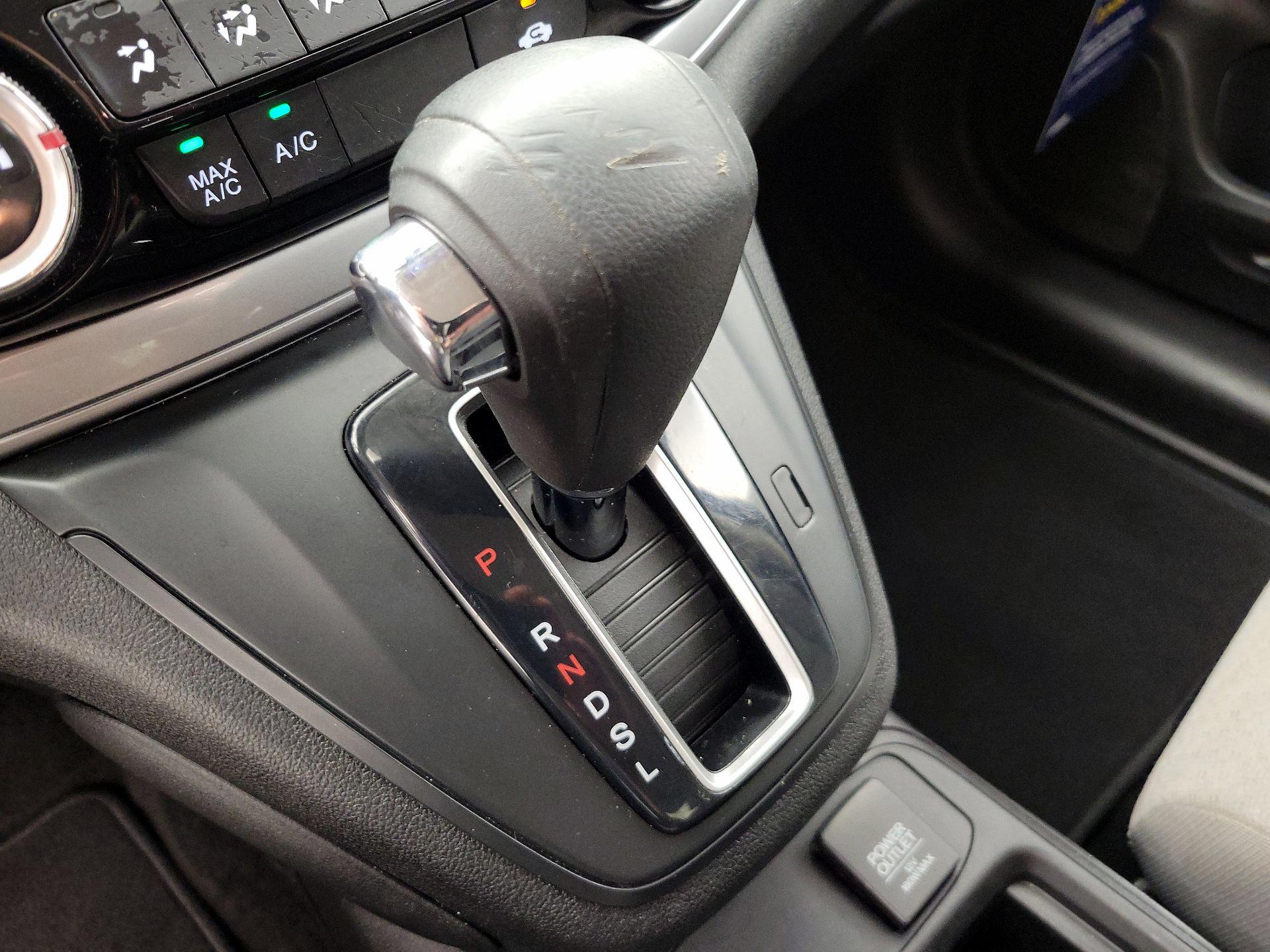 Thumbnail: 2015 Honda CR-V - 17