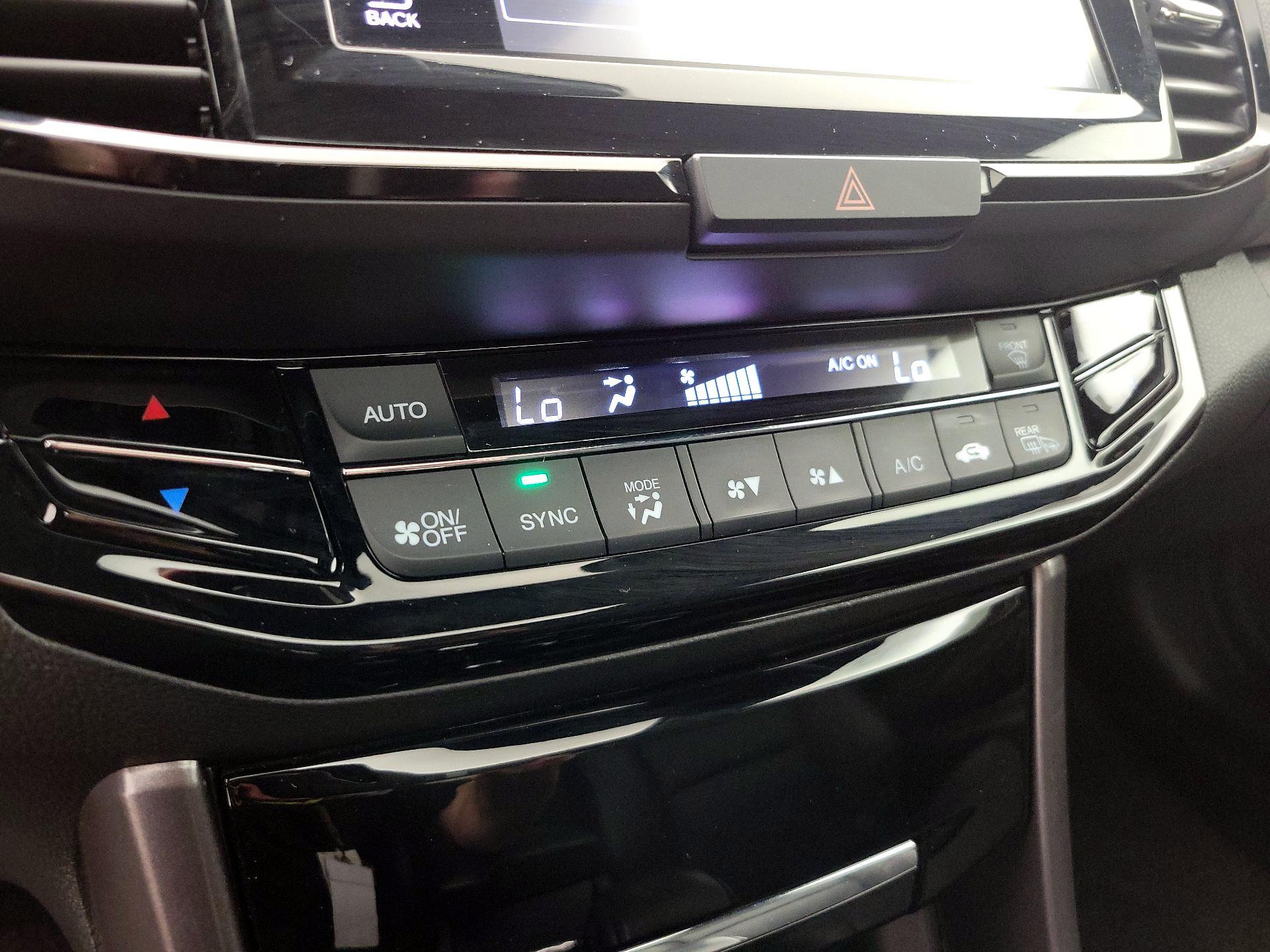 Thumbnail: 2016 Honda Accord - 16