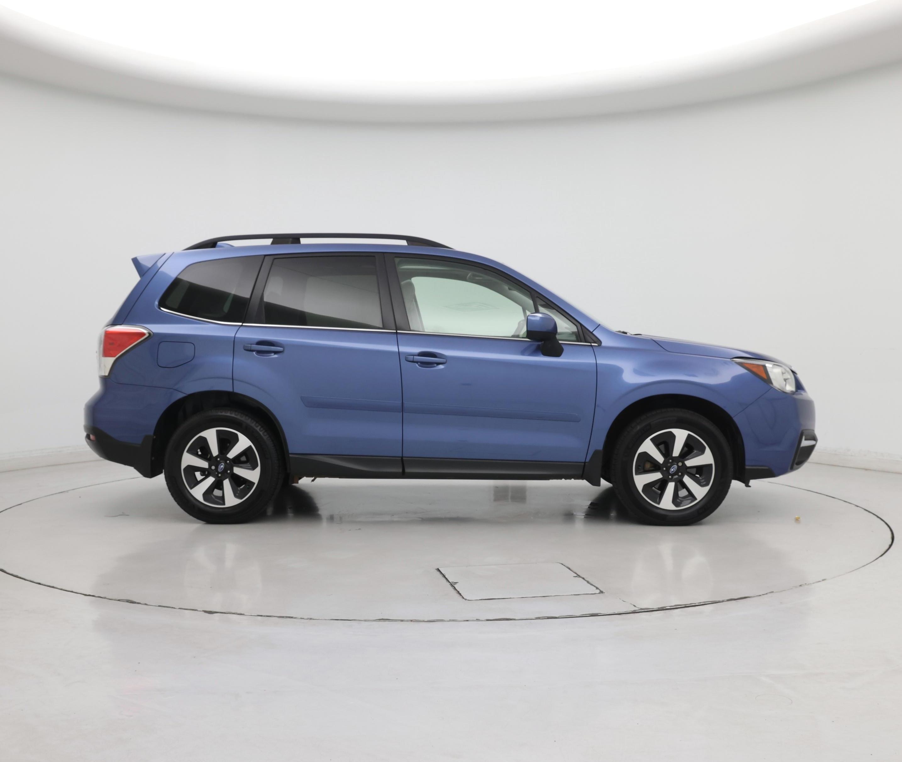 Thumbnail: 2017 Subaru Forester - 7