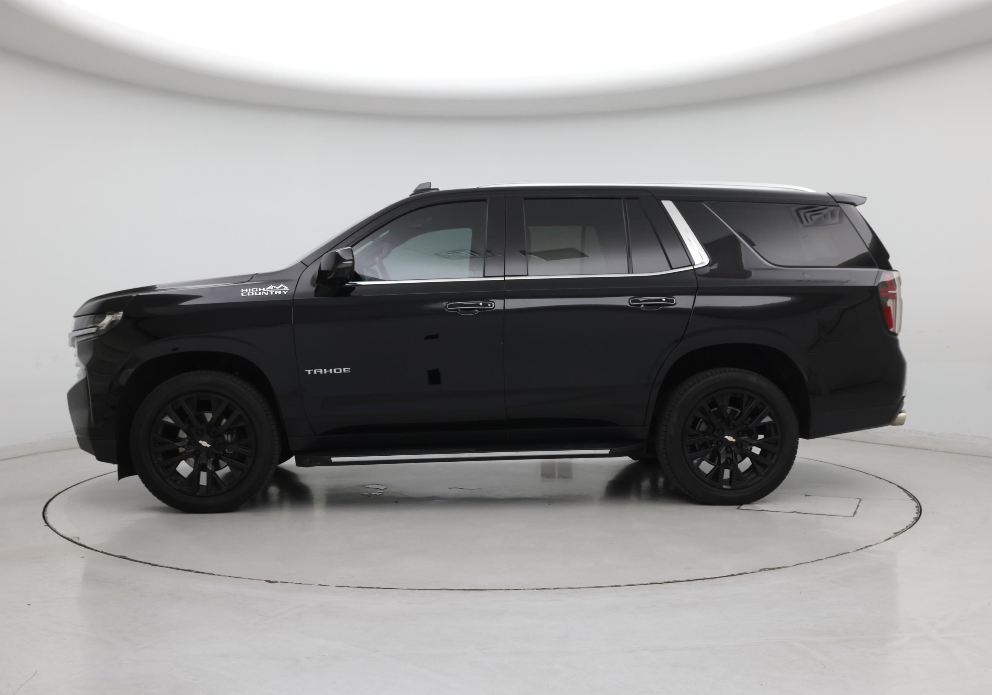Thumbnail: 2023 Chevrolet Tahoe - 3