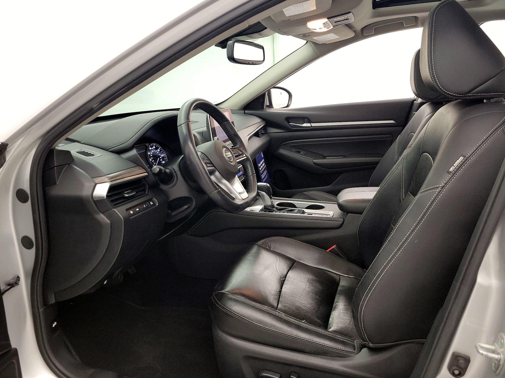 Thumbnail: 2019 Nissan Altima - 11