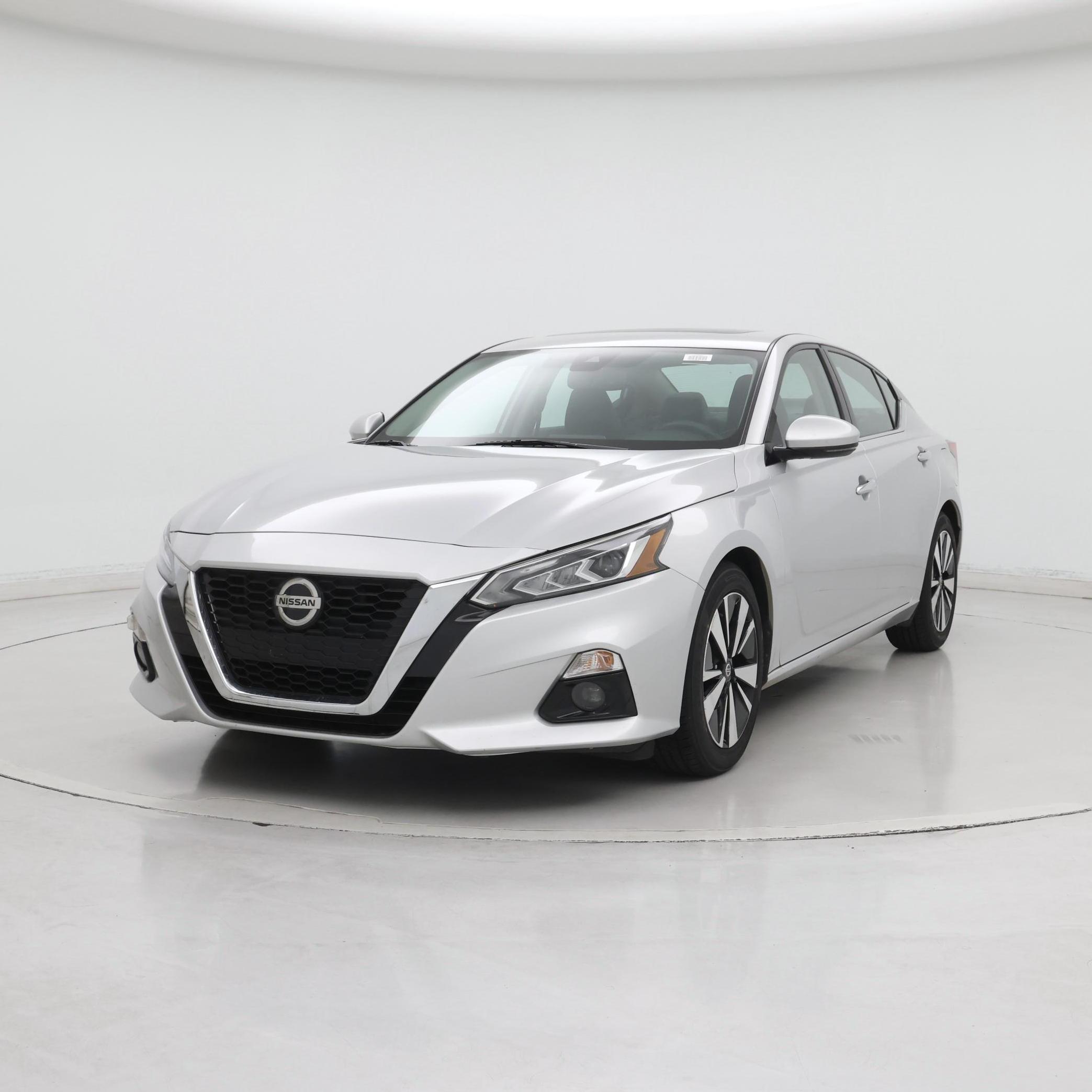 Thumbnail: 2019 Nissan Altima - 4