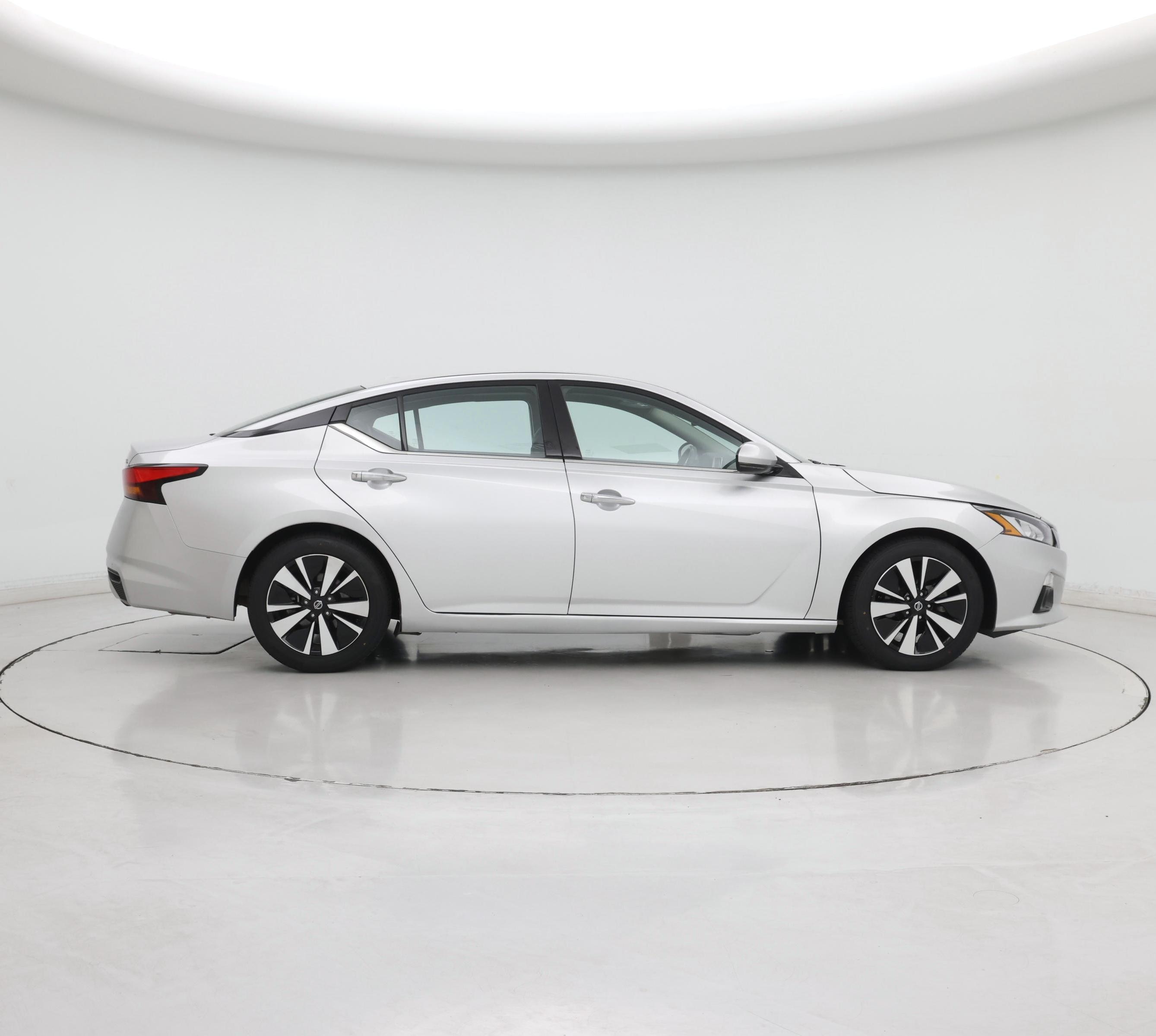 Thumbnail: 2019 Nissan Altima - 7