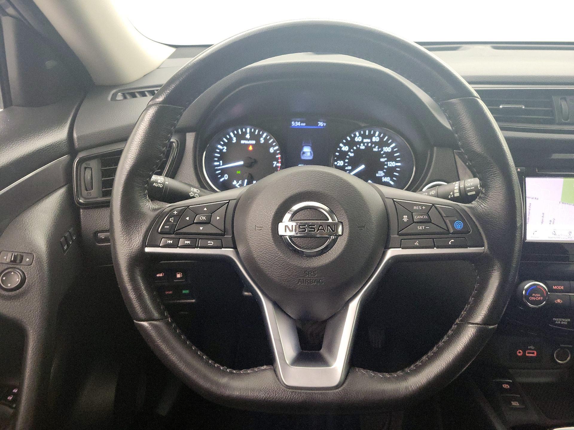 Thumbnail: 2020 Nissan Rogue - 10
