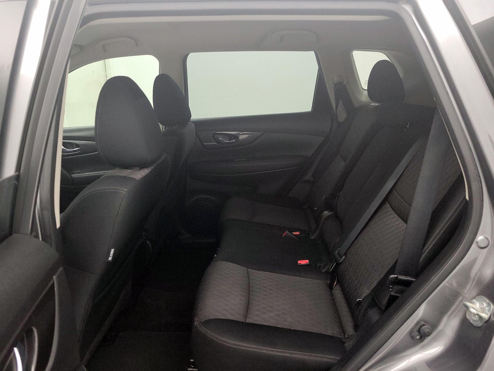 Thumbnail: 2020 Nissan Rogue - 20
