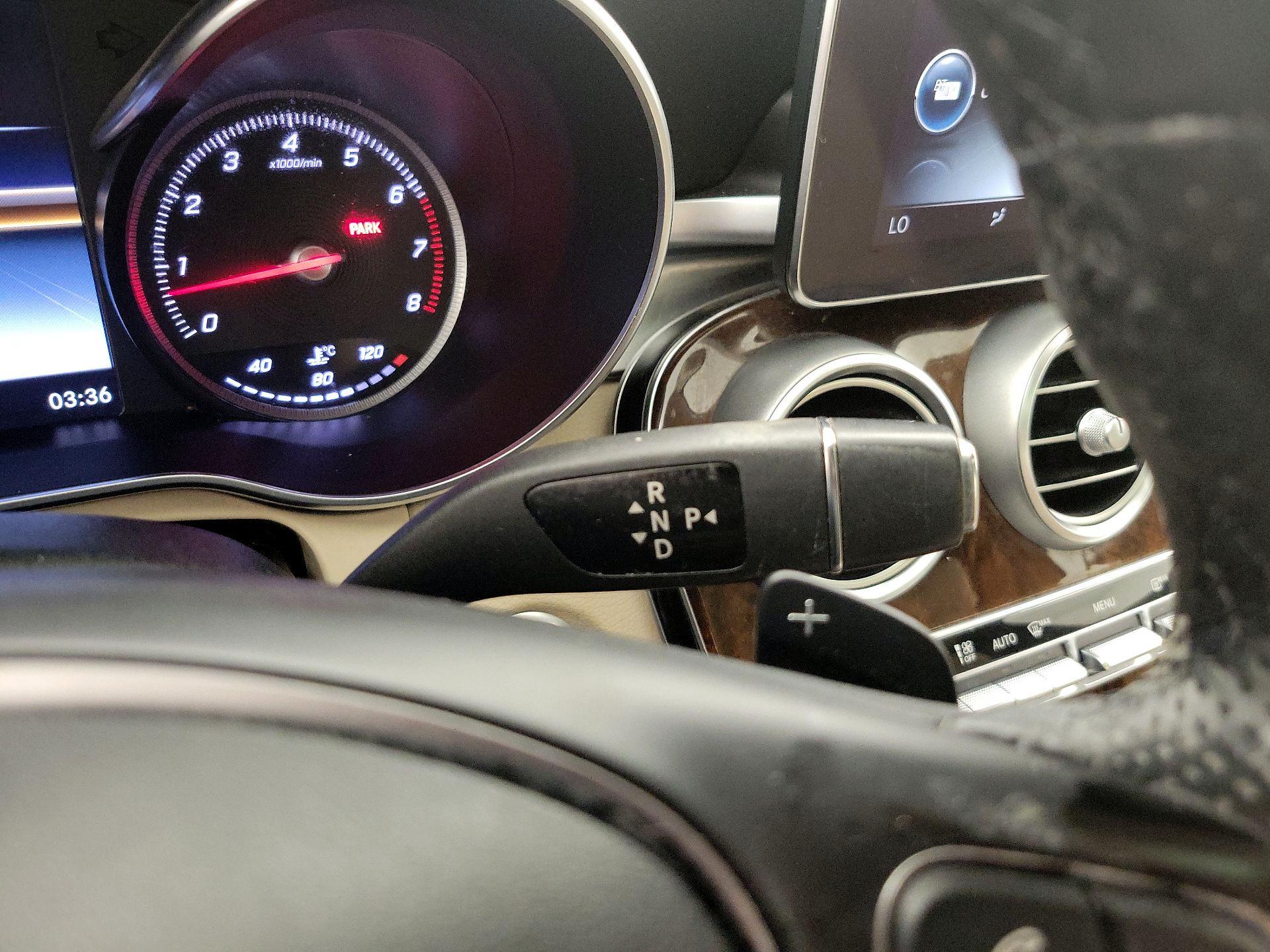 Thumbnail: 2016 Mercedes-Benz C-Class - 18