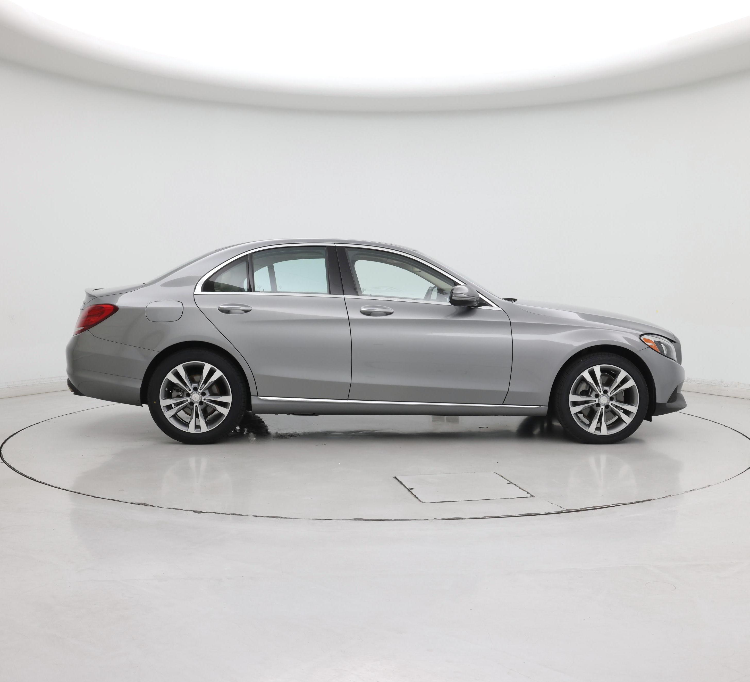 Thumbnail: 2016 Mercedes-Benz C-Class - 7