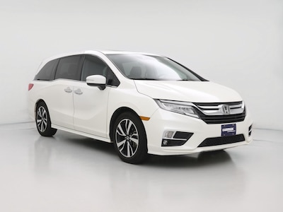 White 2018 Honda Odyssey Elite