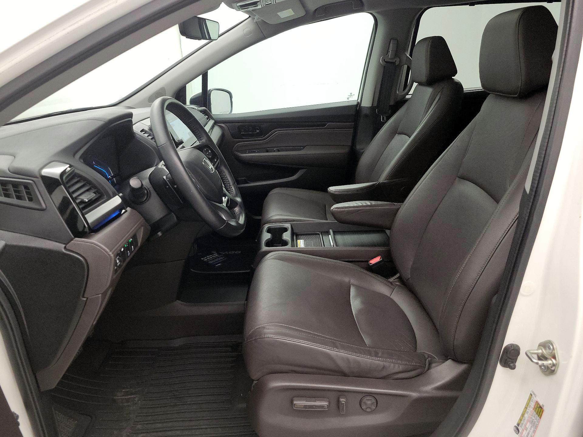 Thumbnail: 2018 Honda Odyssey - 11