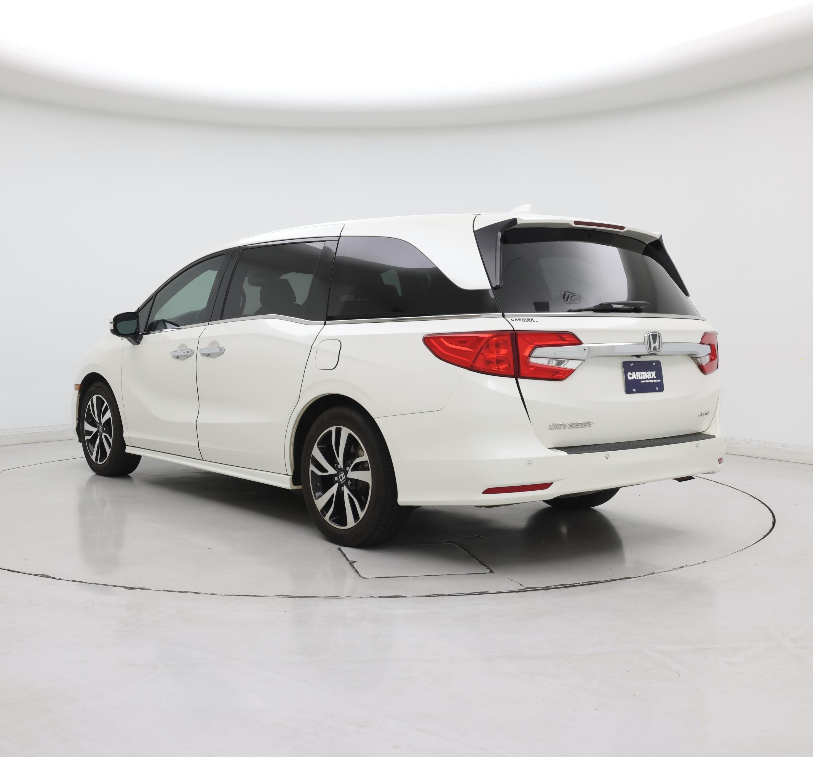 Thumbnail: 2018 Honda Odyssey - 2