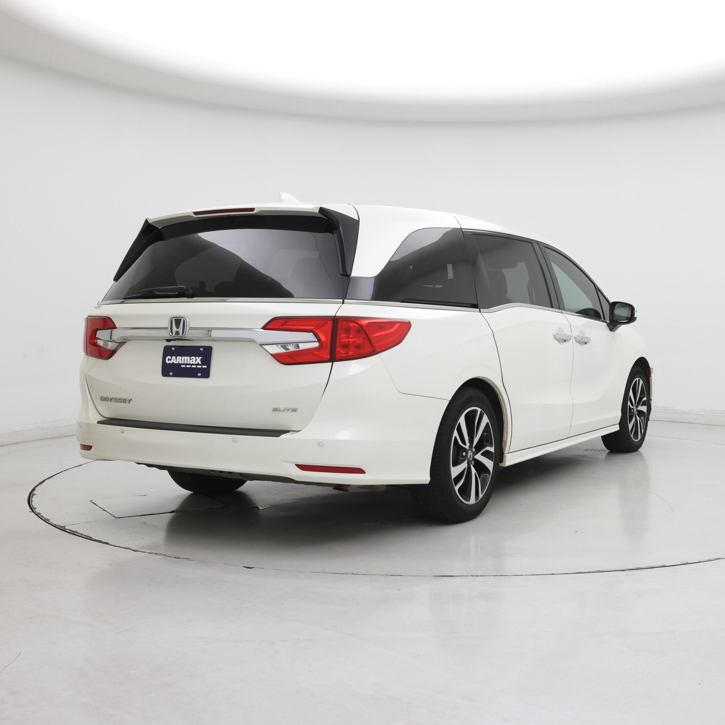 Thumbnail: 2018 Honda Odyssey - 8
