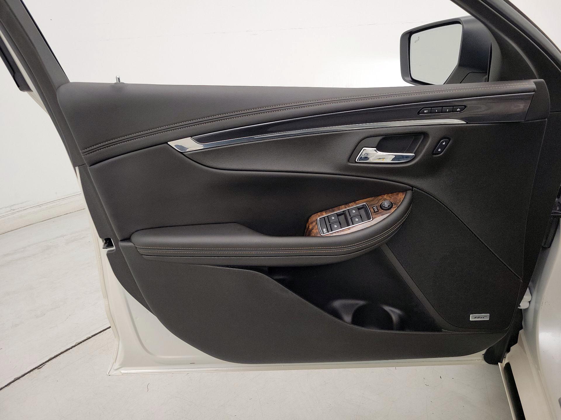 Thumbnail: 2014 Chevrolet Impala - 12