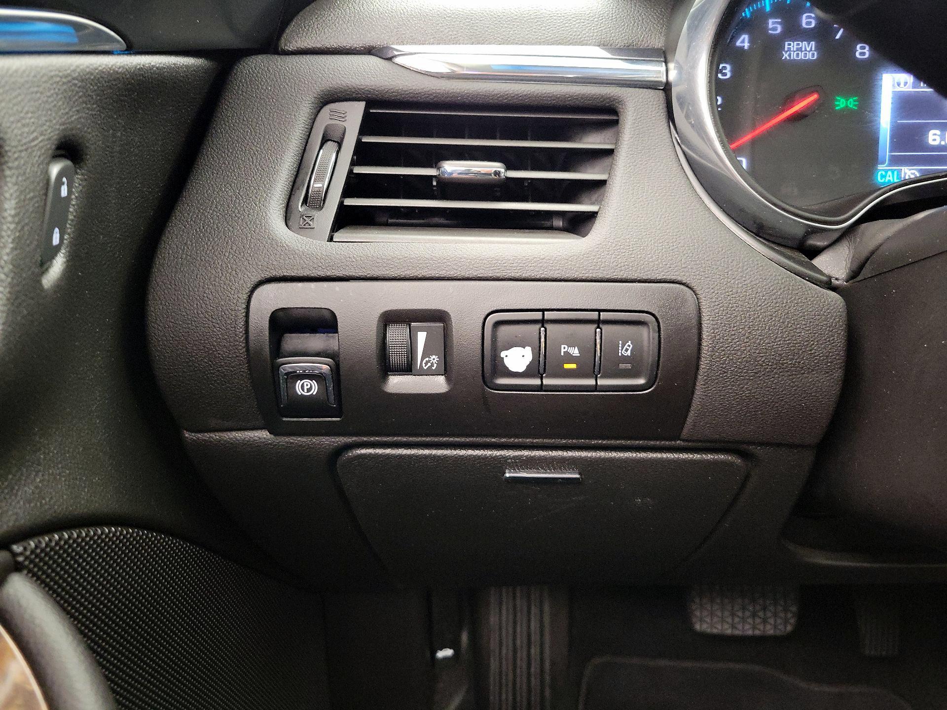Thumbnail: 2014 Chevrolet Impala - 13