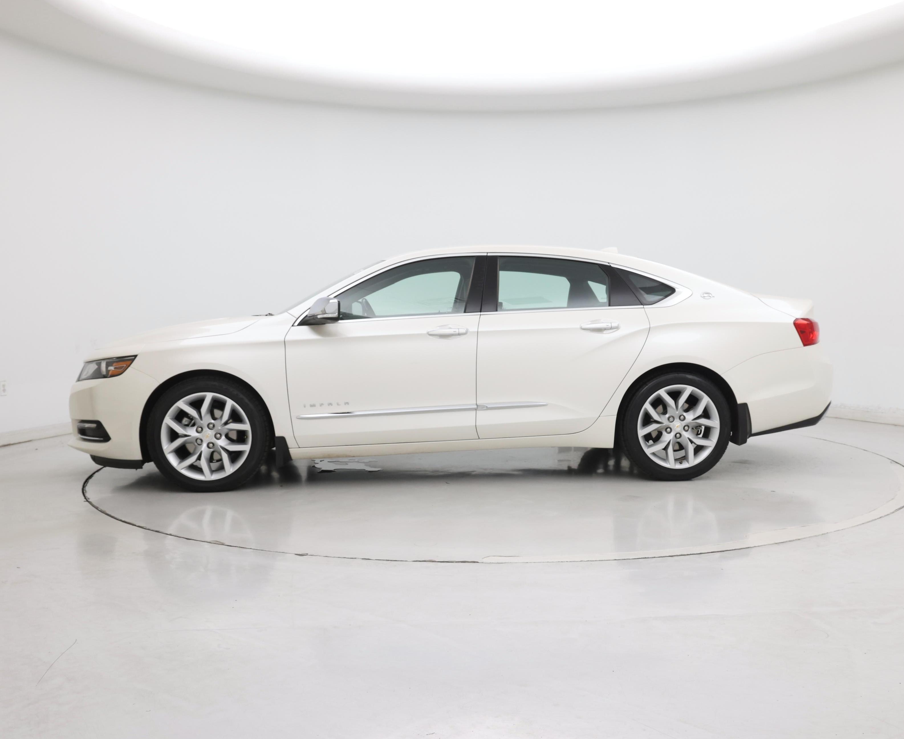 Thumbnail: 2014 Chevrolet Impala - 3