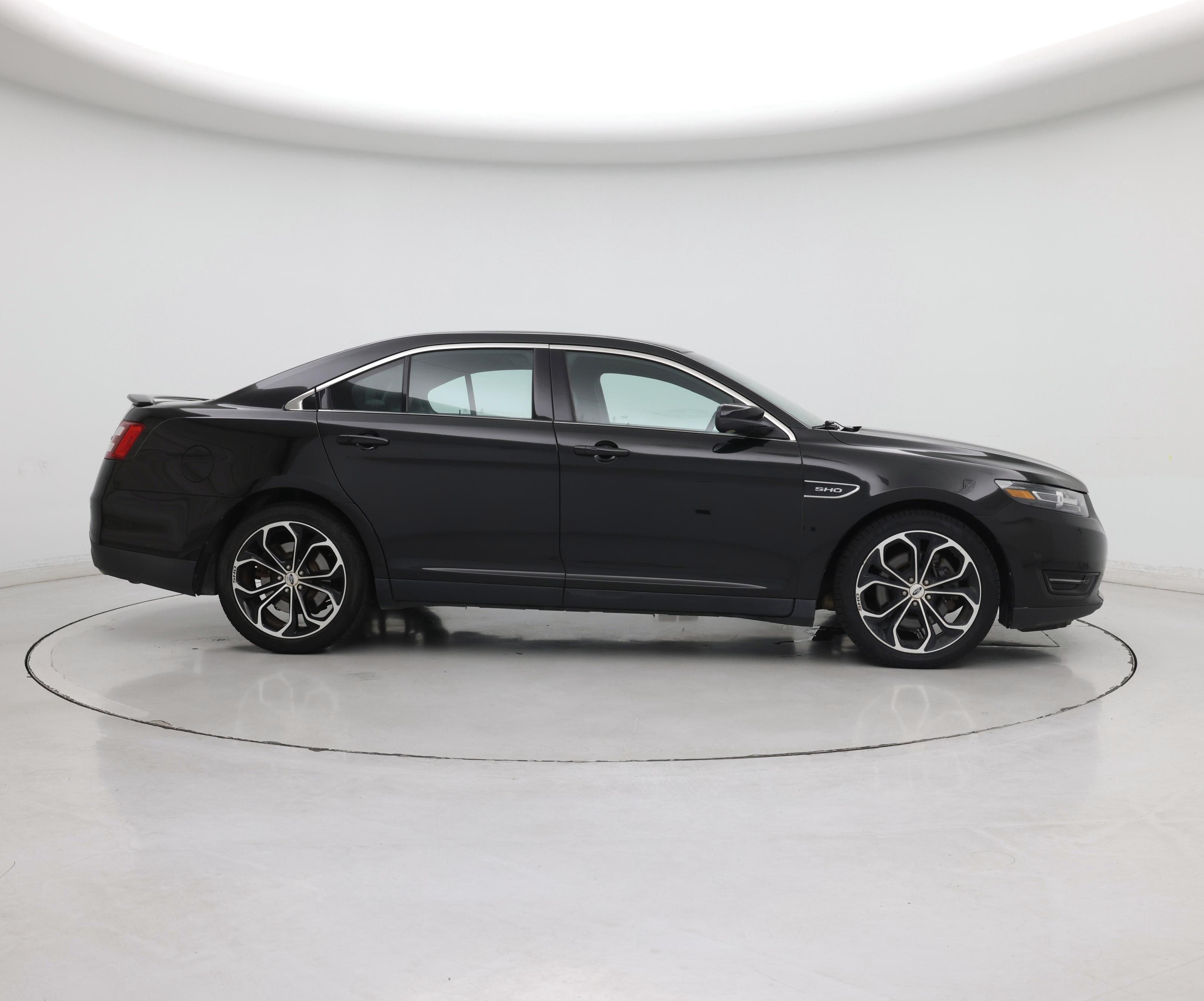 Thumbnail: 2015 Ford Taurus - 7