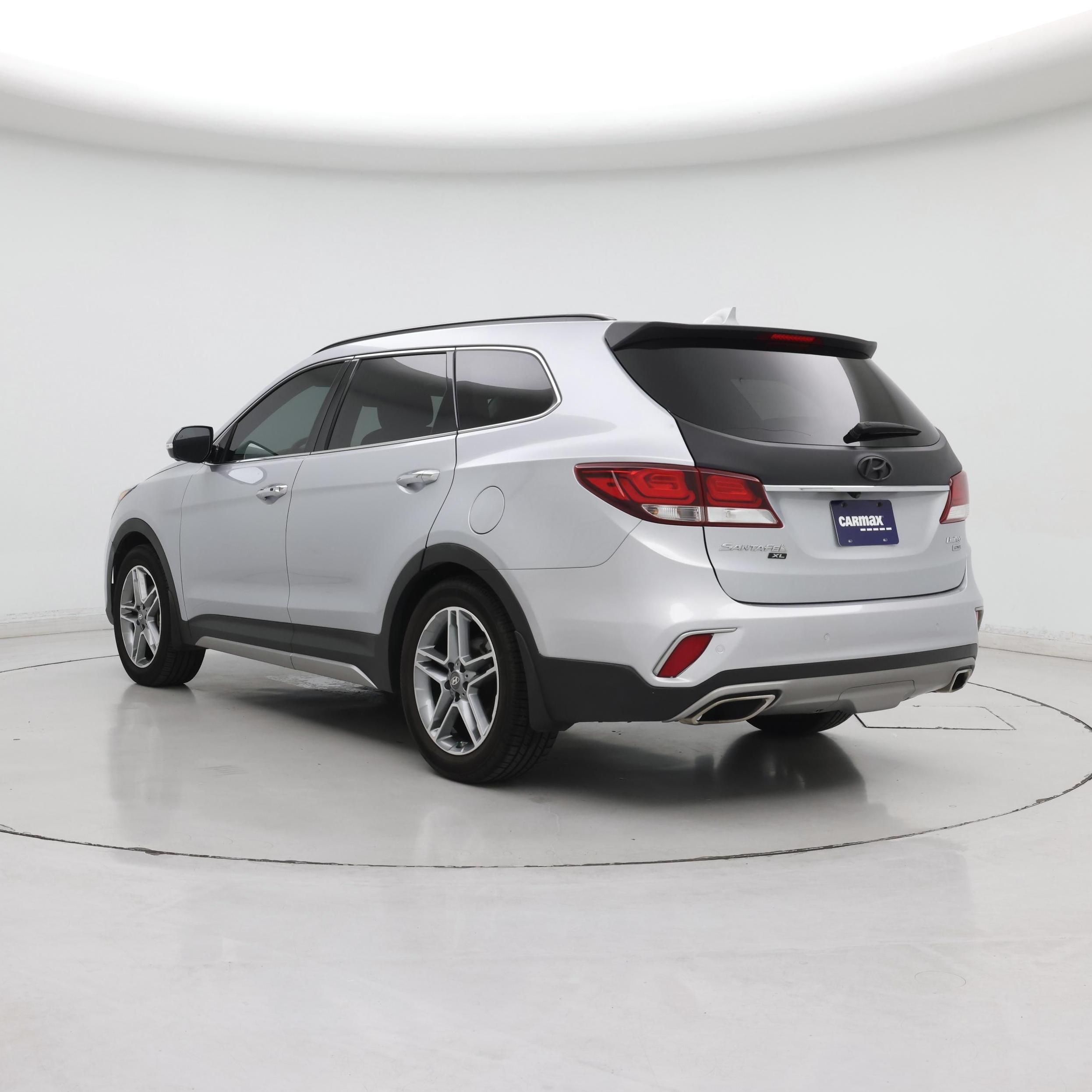 Thumbnail: 2019 Hyundai Santa Fe - 2