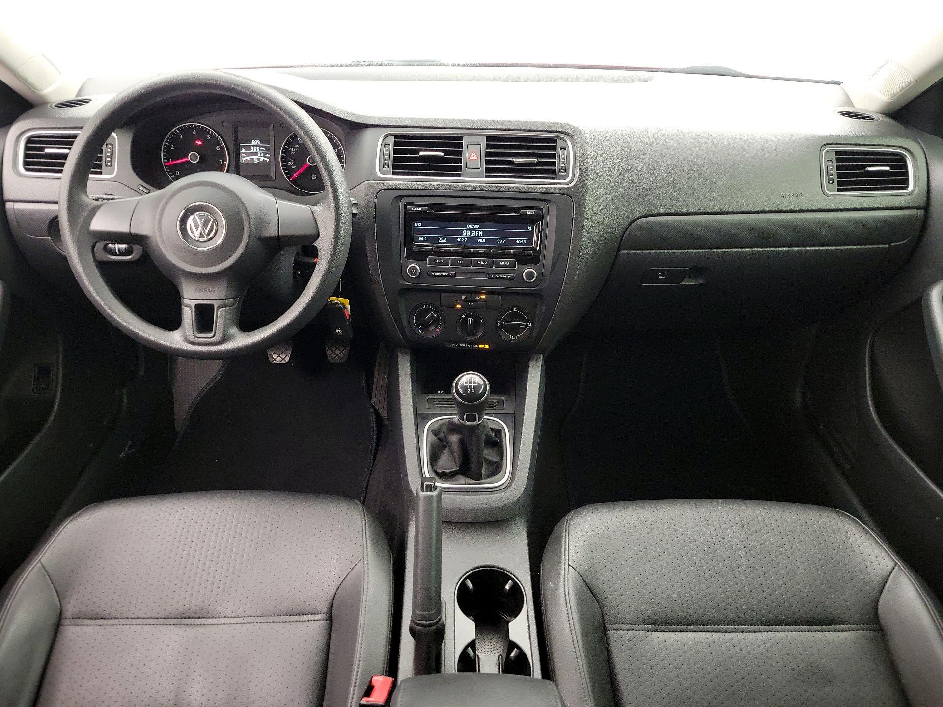 Thumbnail: 2014 Volkswagen Jetta - 9