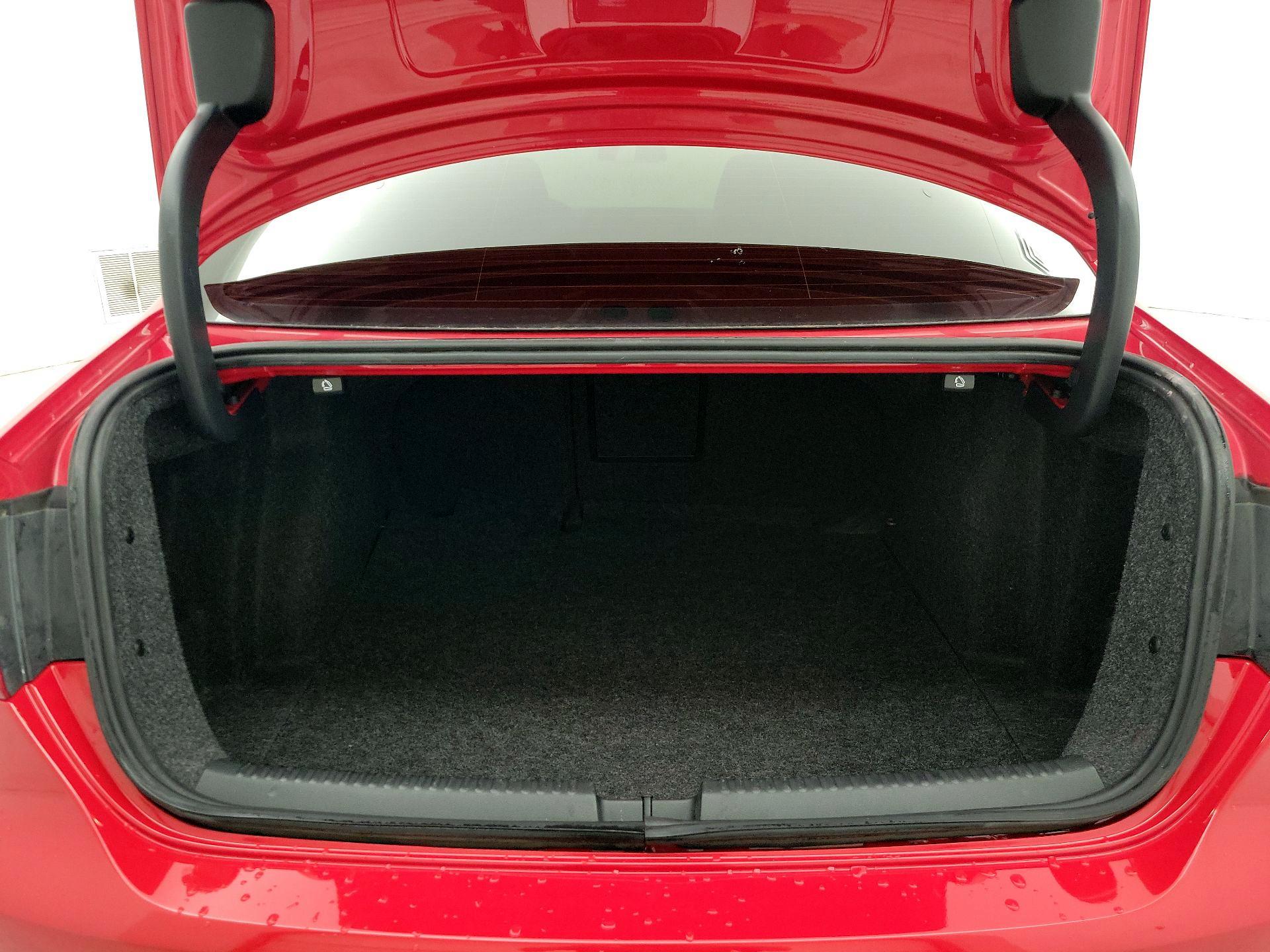 Thumbnail: 2014 Volkswagen Jetta - 19