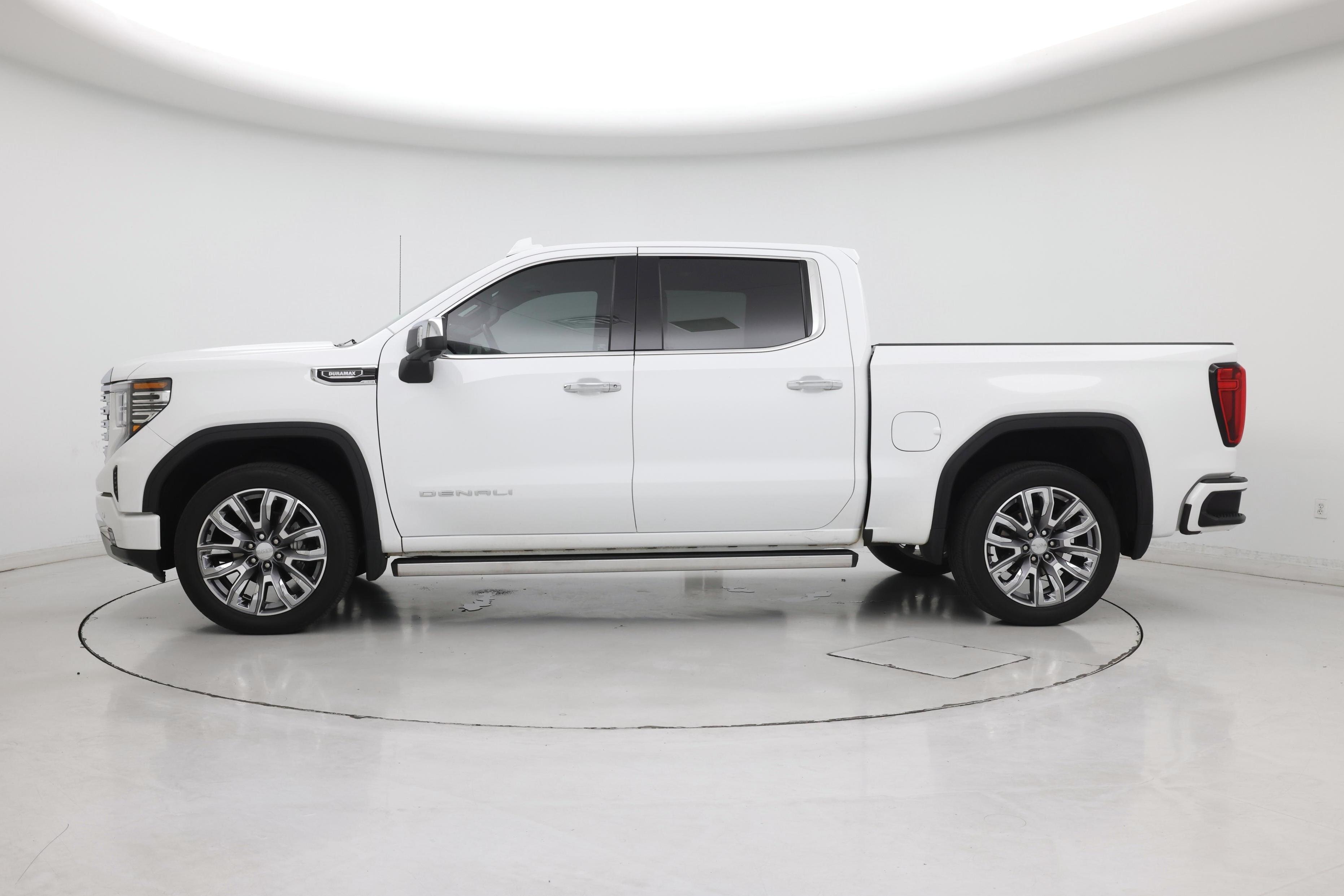 Thumbnail: 2023 GMC Sierra 1500 - 3