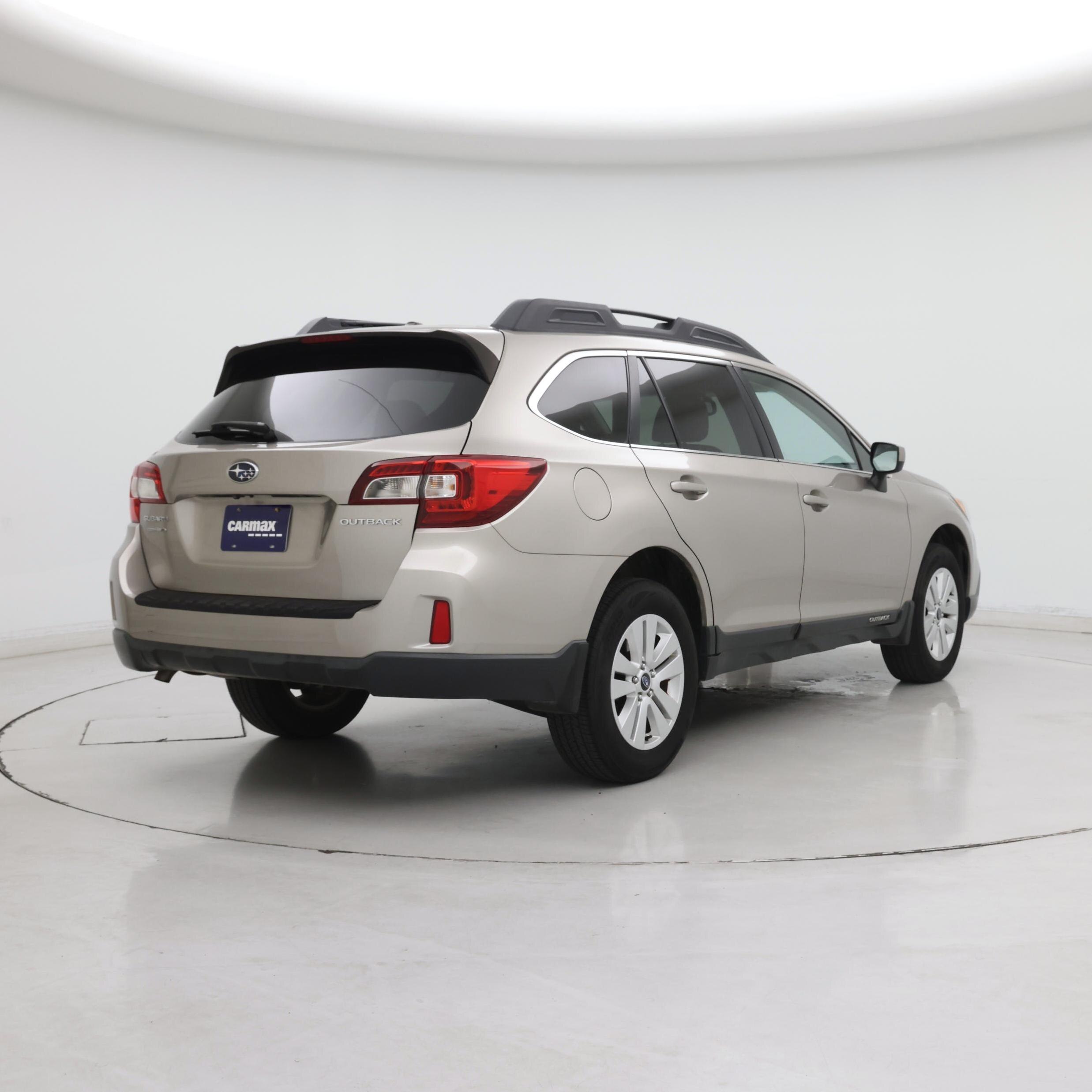 Thumbnail: 2015 Subaru Outback - 8
