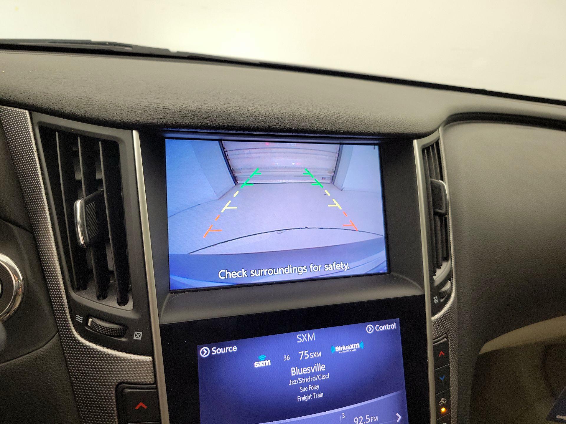 Thumbnail: 2015 INFINITI Q50 - 15