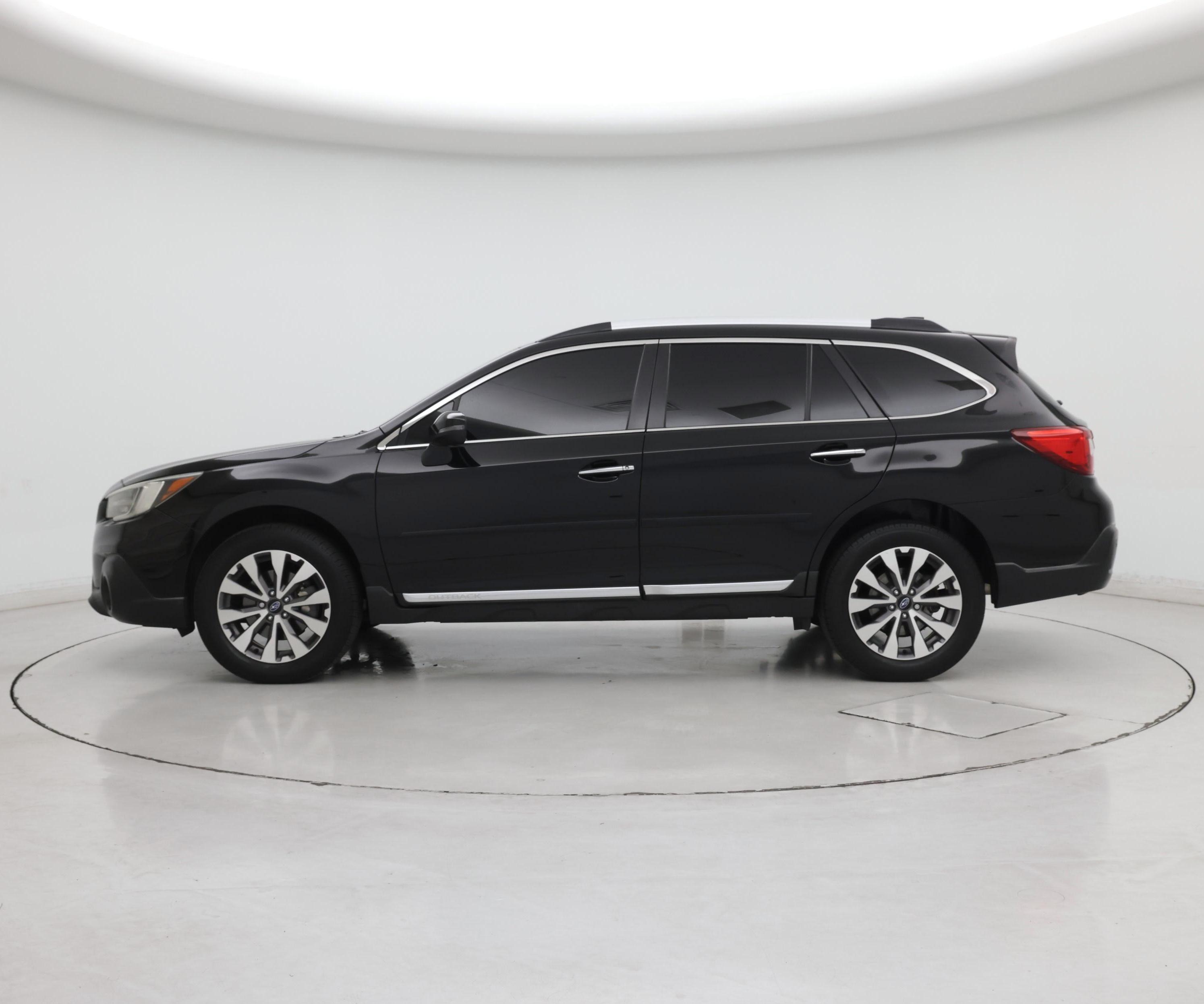 Thumbnail: 2018 Subaru Outback - 3