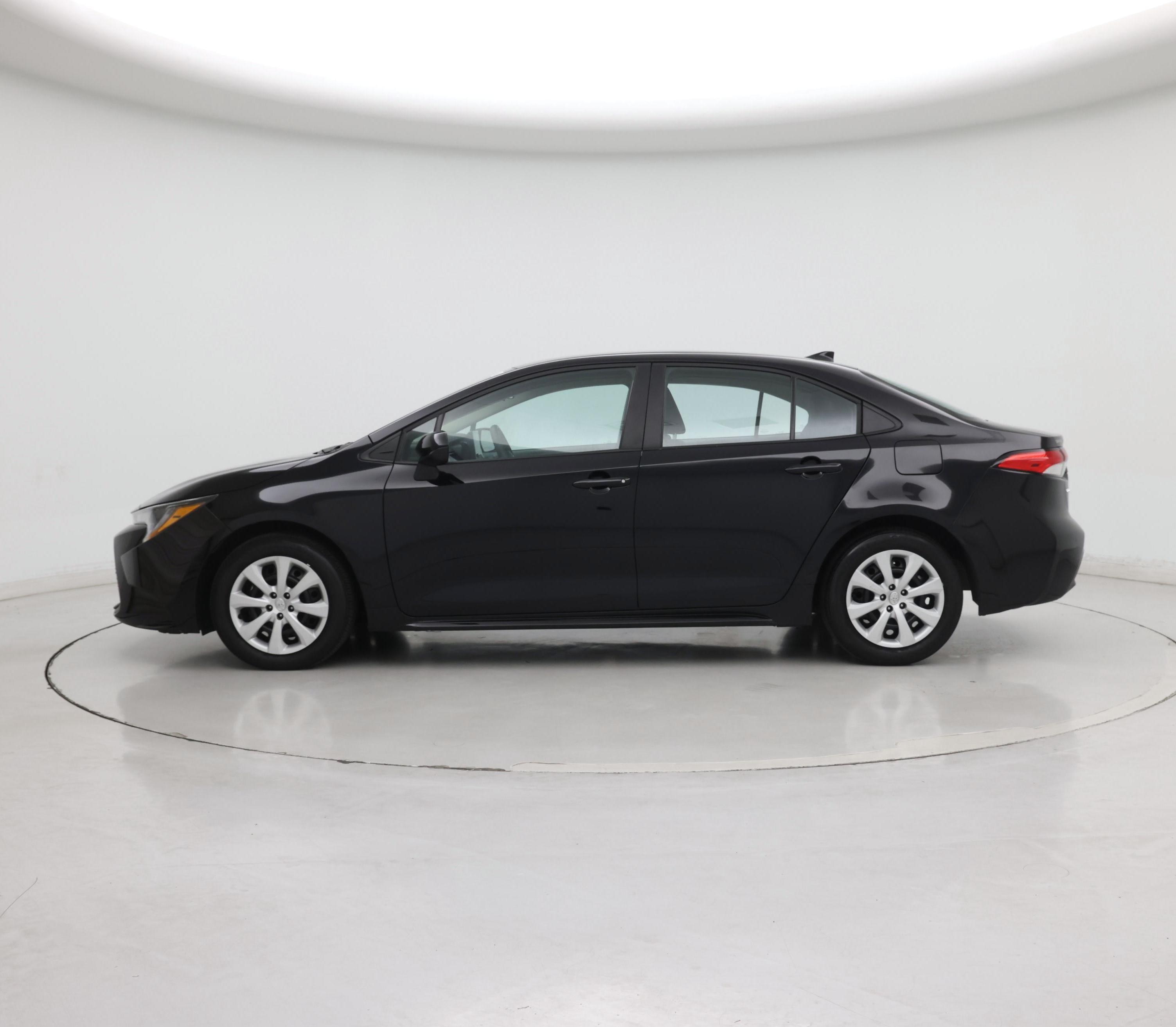 Thumbnail: 2024 Toyota Corolla - 3