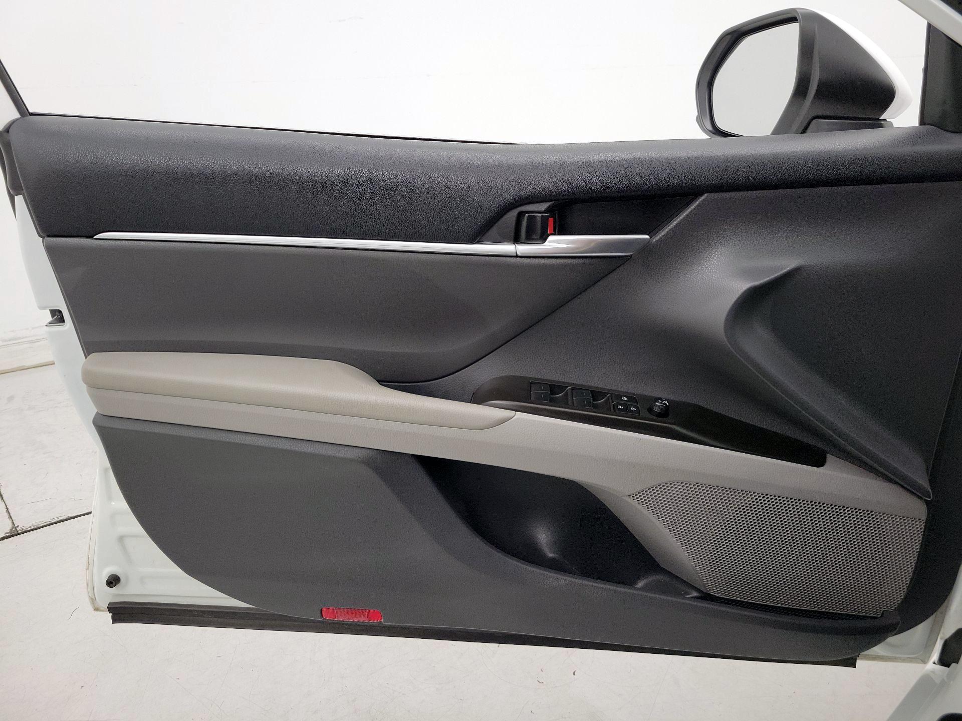Thumbnail: 2024 Toyota Camry - 12