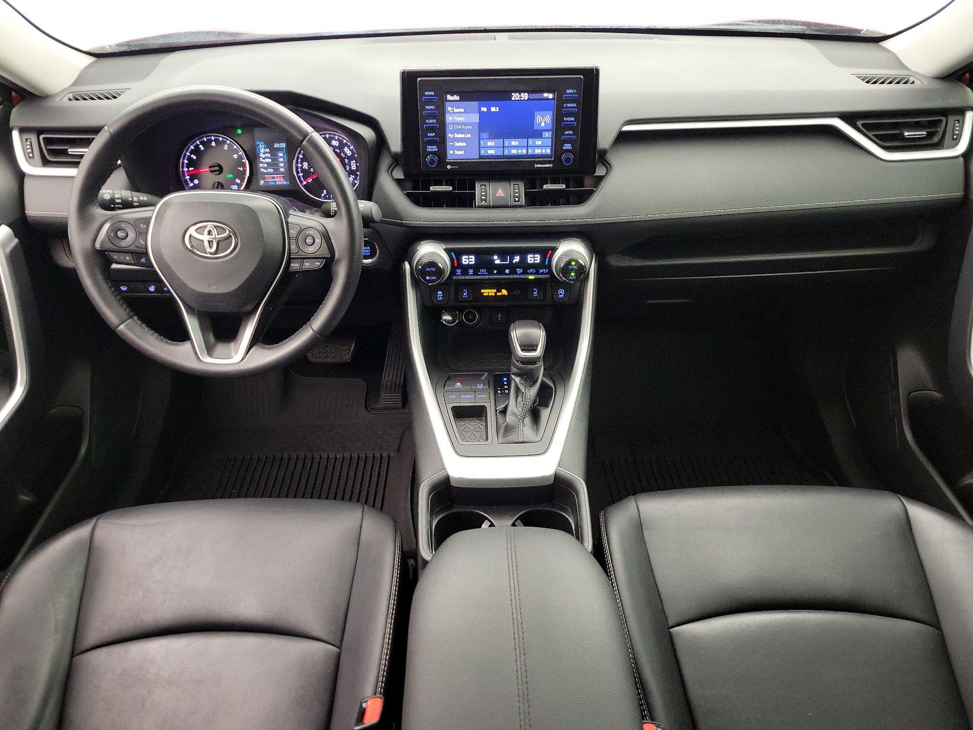 Thumbnail: 2021 Toyota RAV4 - 9