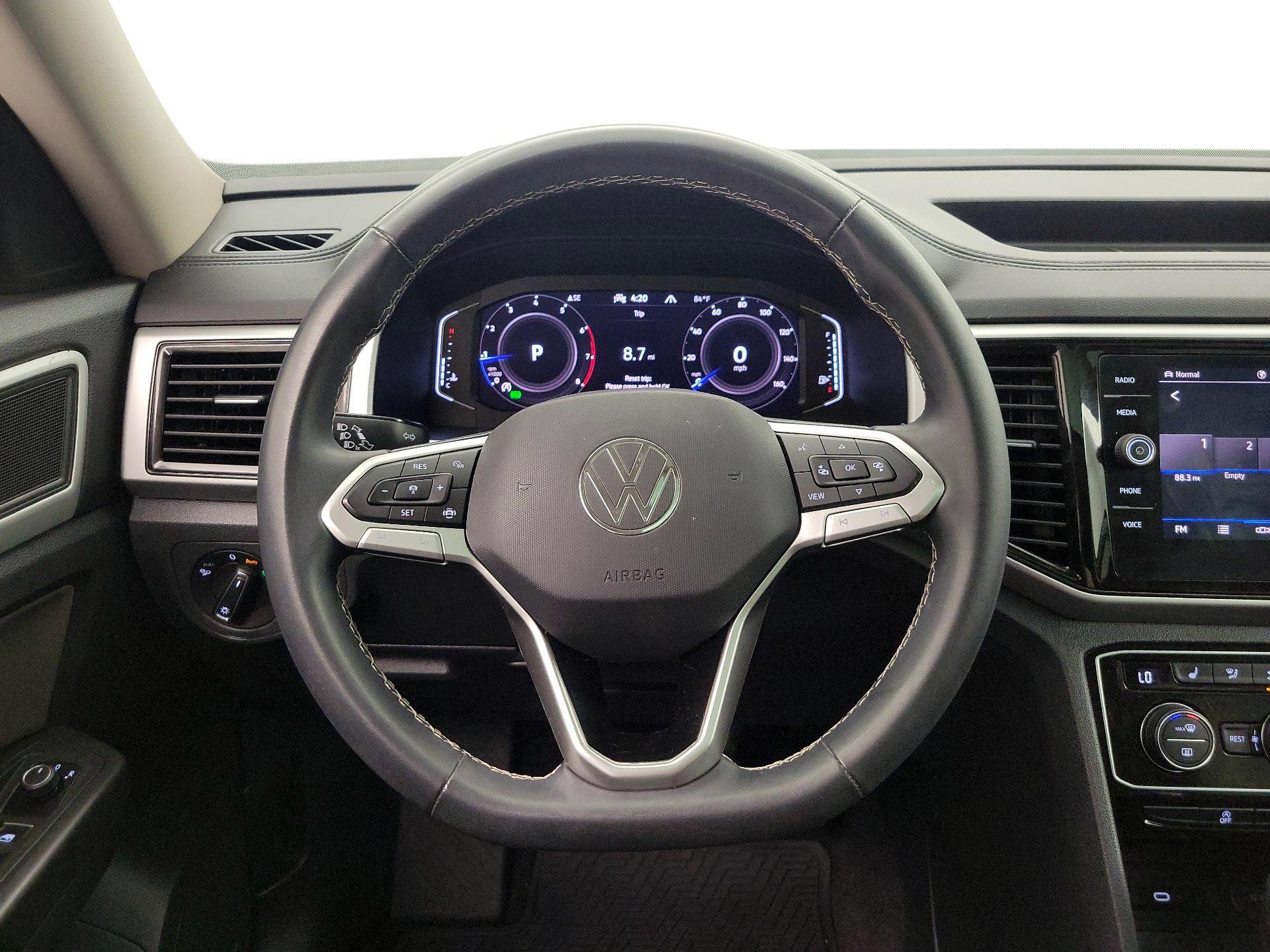 Thumbnail: 2022 Volkswagen Atlas - 10
