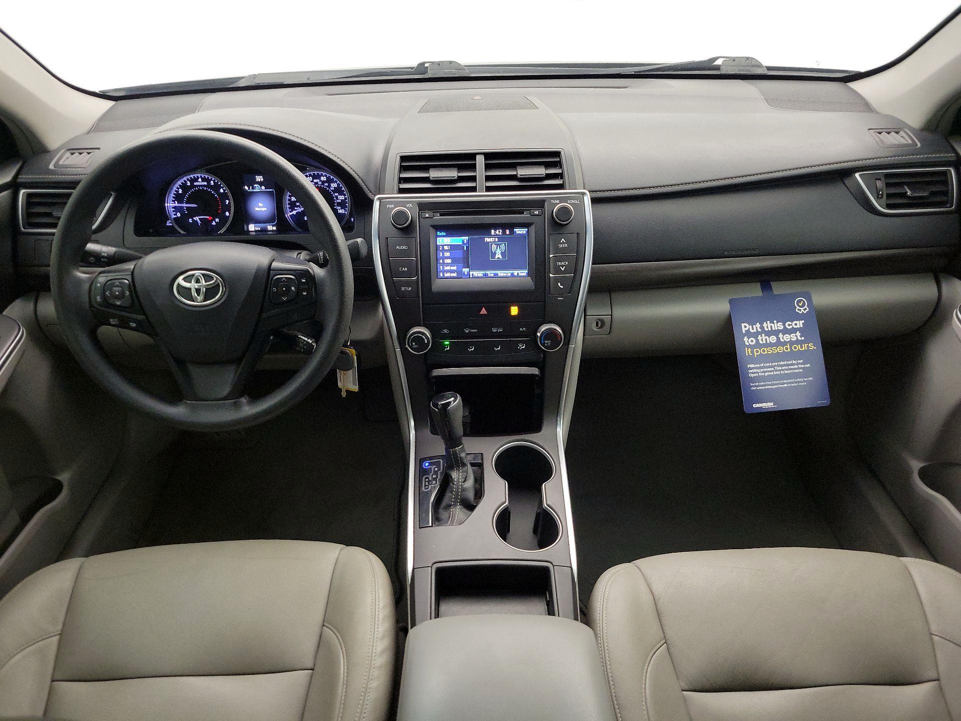 Thumbnail: 2016 Toyota Camry - 9