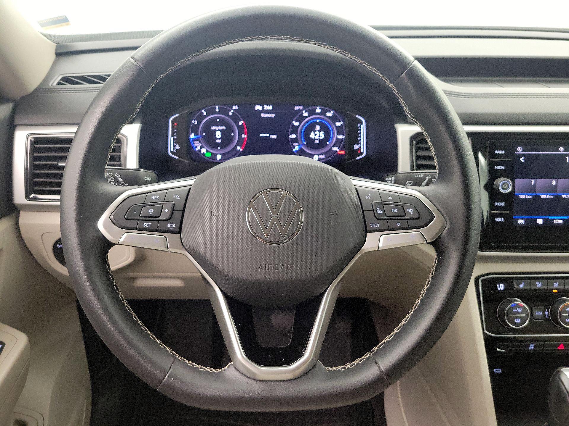 Thumbnail: 2022 Volkswagen Atlas - 10