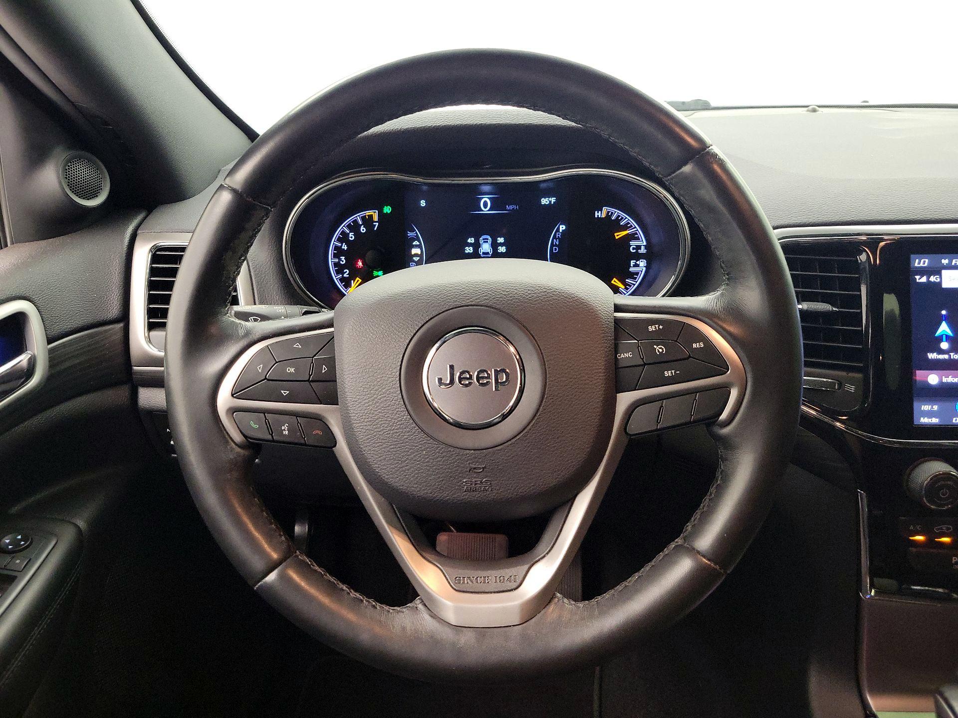 Thumbnail: 2020 Jeep Grand Cherokee - 10
